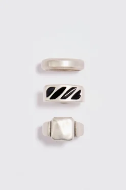 boohooMAN 3 Pack Basic Signet Rings | UK| Jewellery & Watches