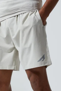 boohooMAN Active 7 Inch Fast Dry Shorts | UK| Shorts