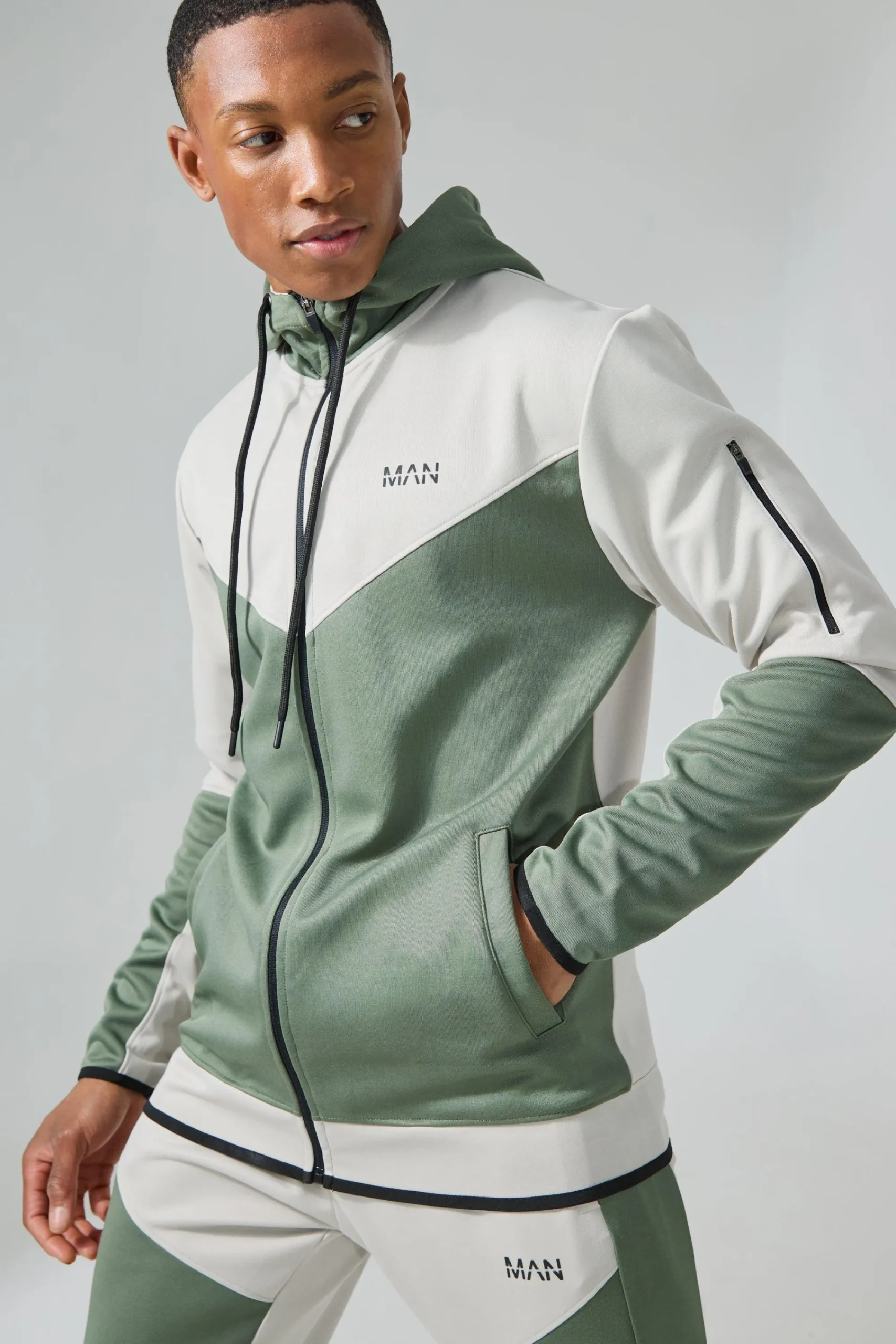 boohooMAN Active Colour Block Funnel Hooded Tracksuit | UK| Tracksuits