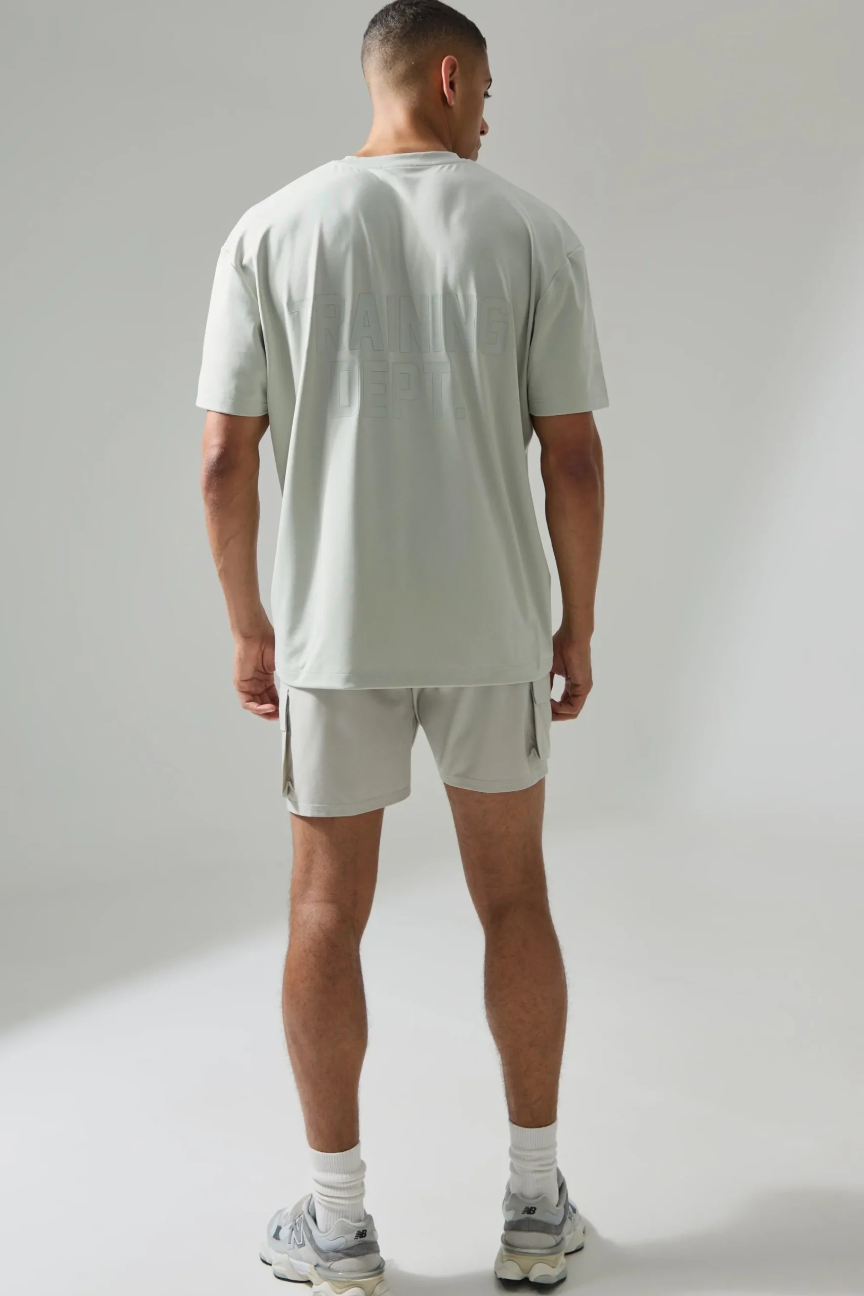 boohooMAN Active Training Dept Oversized T-shirt And Cargo Short Set | UK| Shorts|Tracksuits