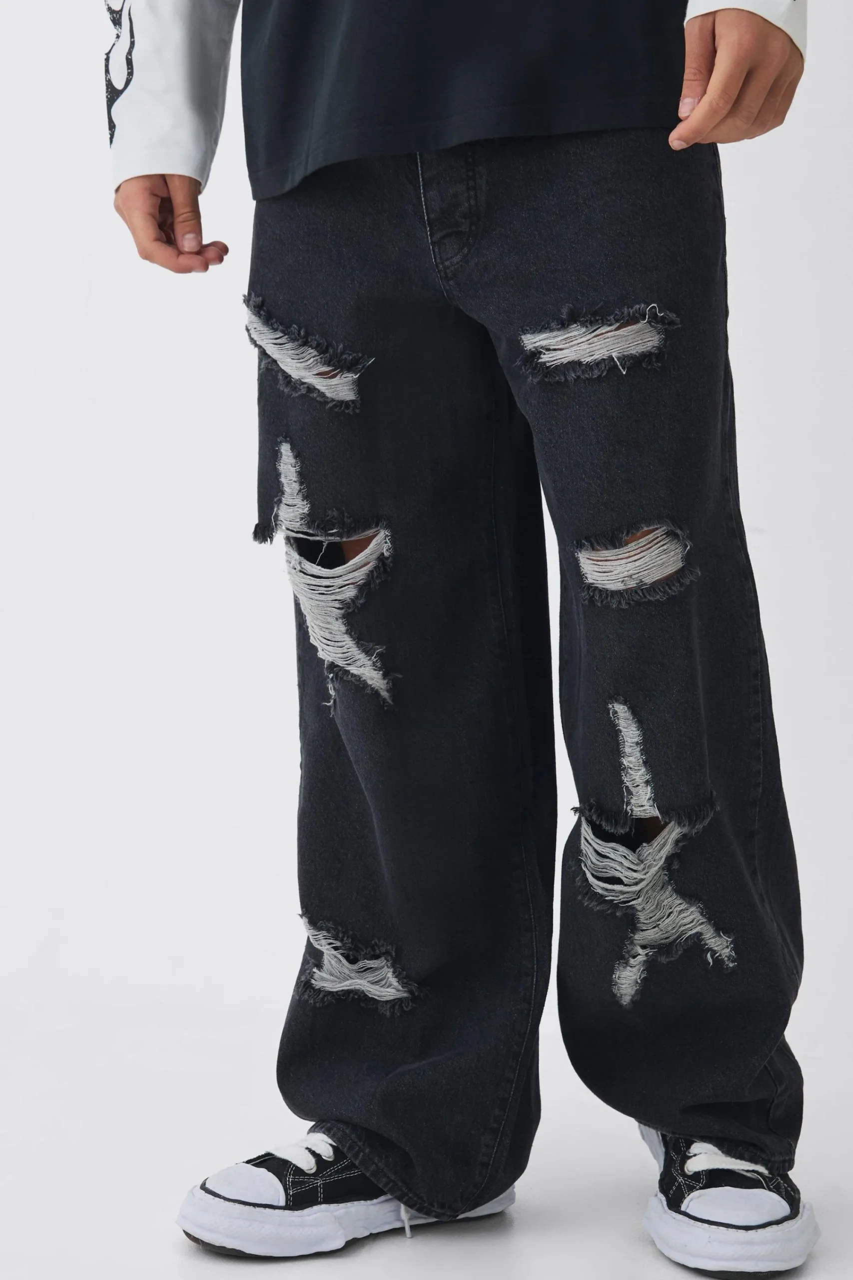 boohooMAN Baggy Fit Rigid Star Ripped Jeans | UK| Trousers|Jeans