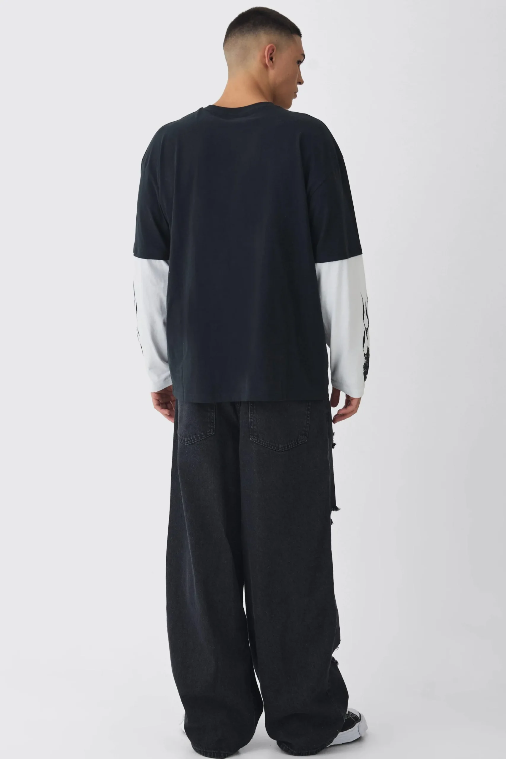 boohooMAN Baggy Fit Rigid Star Ripped Jeans | UK| Trousers|Jeans