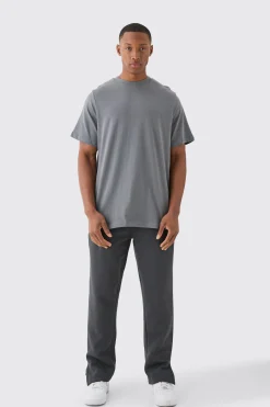 Basic Crew Neck T-shirt | UK^boohooMAN Online