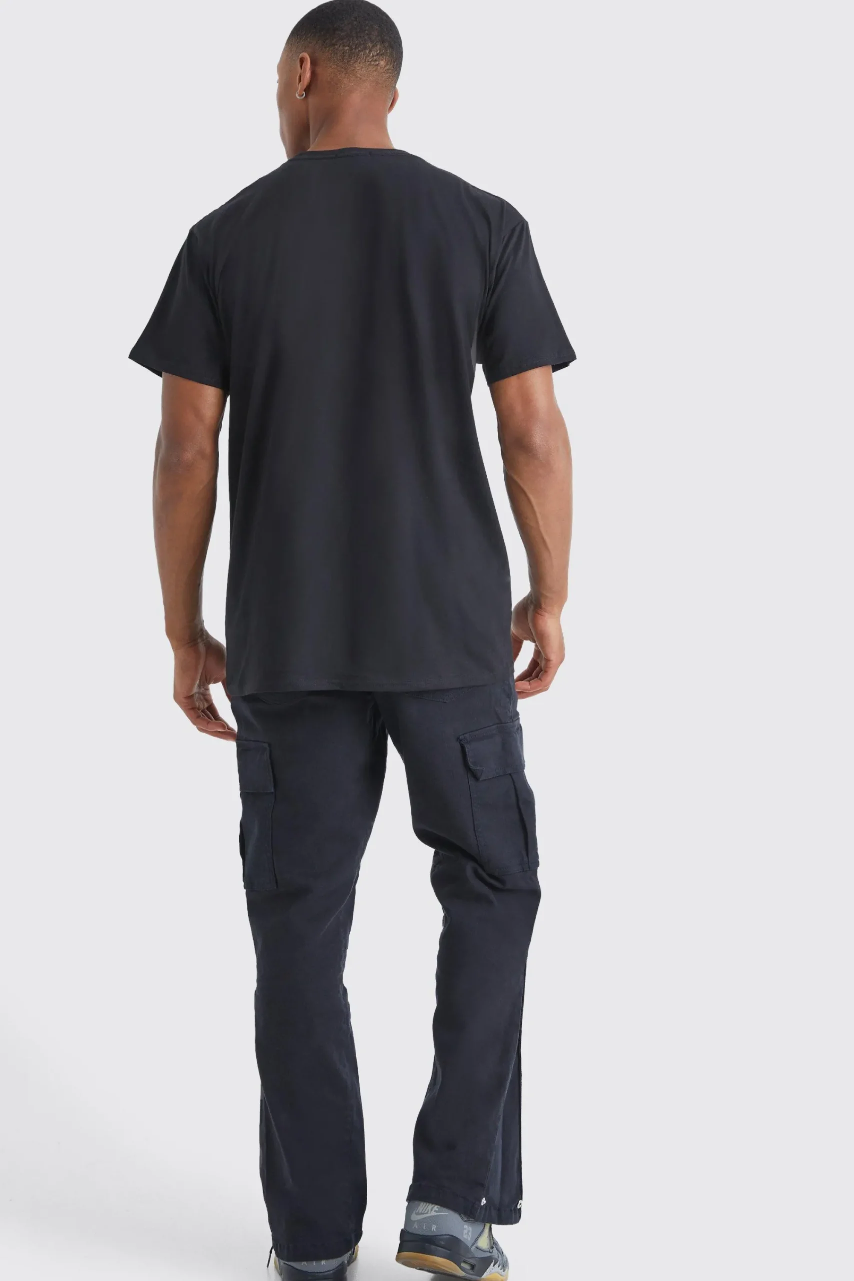 Basic Crew Neck T-shirt | UK^boohooMAN Online