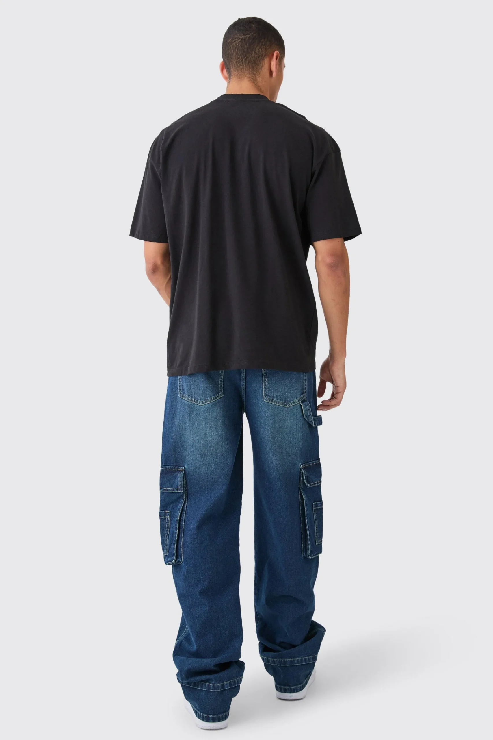 Basic Oversized Extended Neck T-shirt | UK^boohooMAN