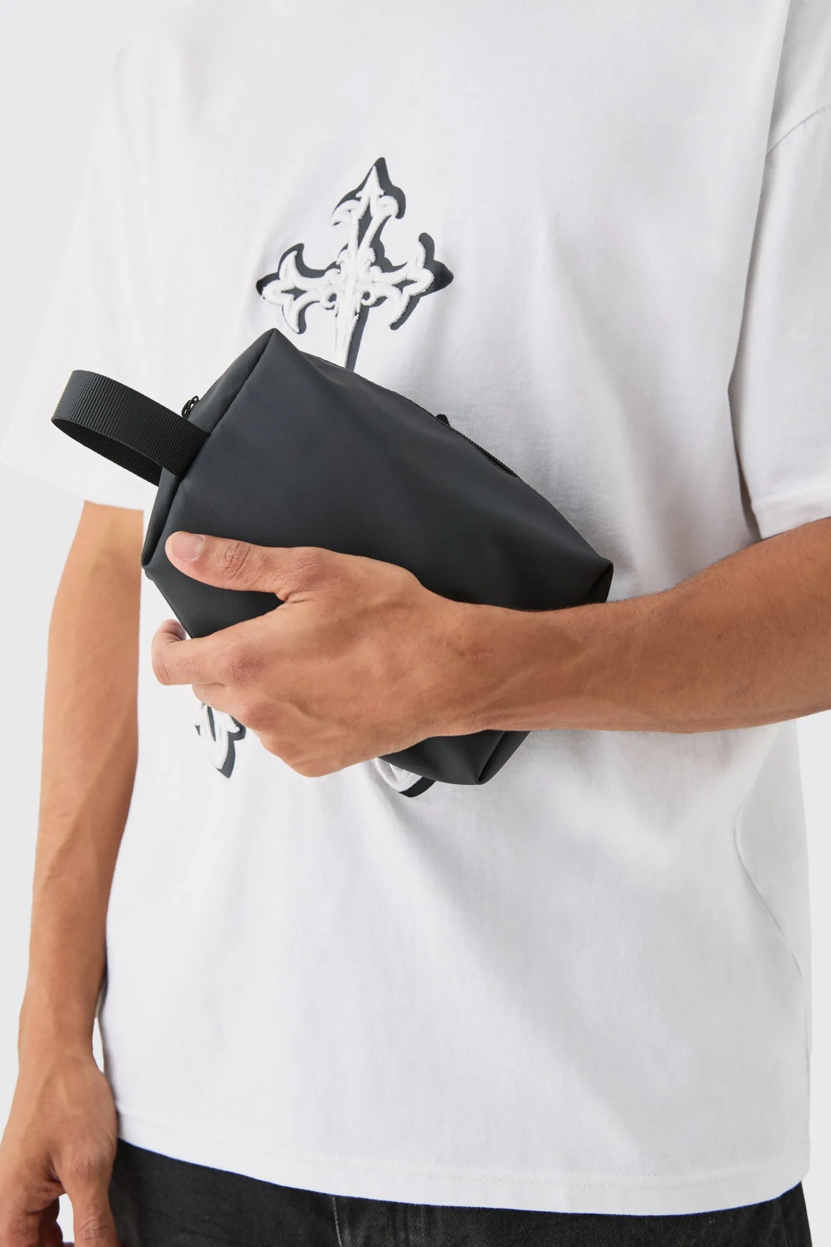 boohooMAN Basic Washbag In | UK| Bags & Wallets