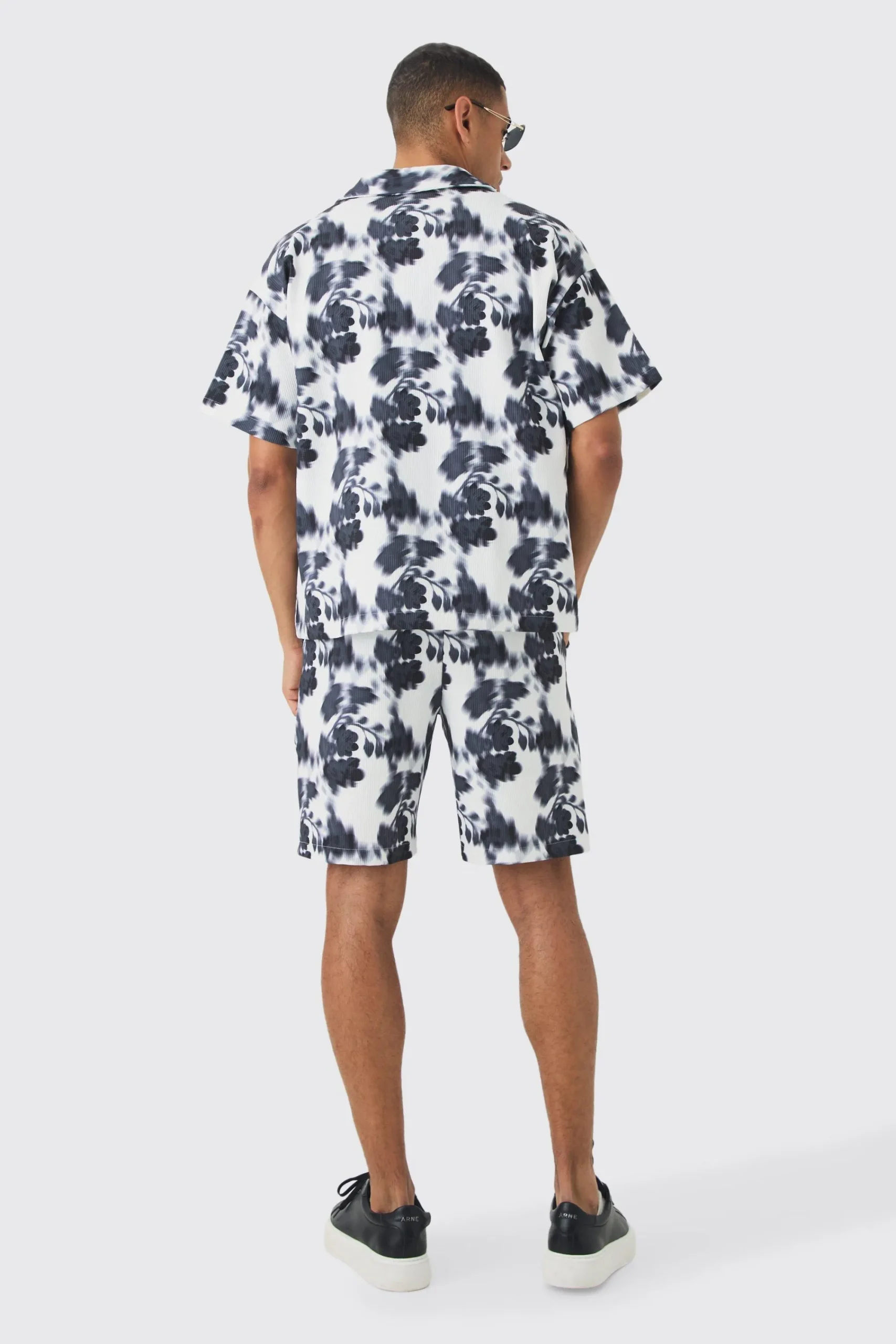boohooMAN Boxy Abstract Floral Printed Pleated Shirt & Short | UK| Sets & Co-Ords