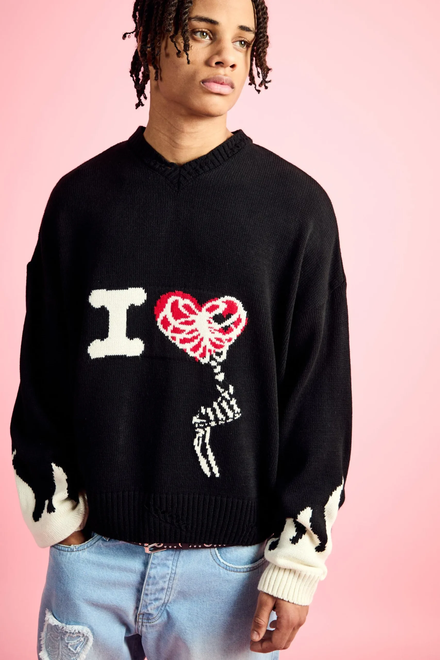 boohooMAN Boxy Drop Shoulder V Neck Graphic Jumper | UK| Knitwear