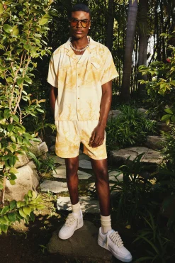 boohooMAN Boxy Floral Short Sleeve Satin Shirt & Short Set | UK| Sets & Co-Ords