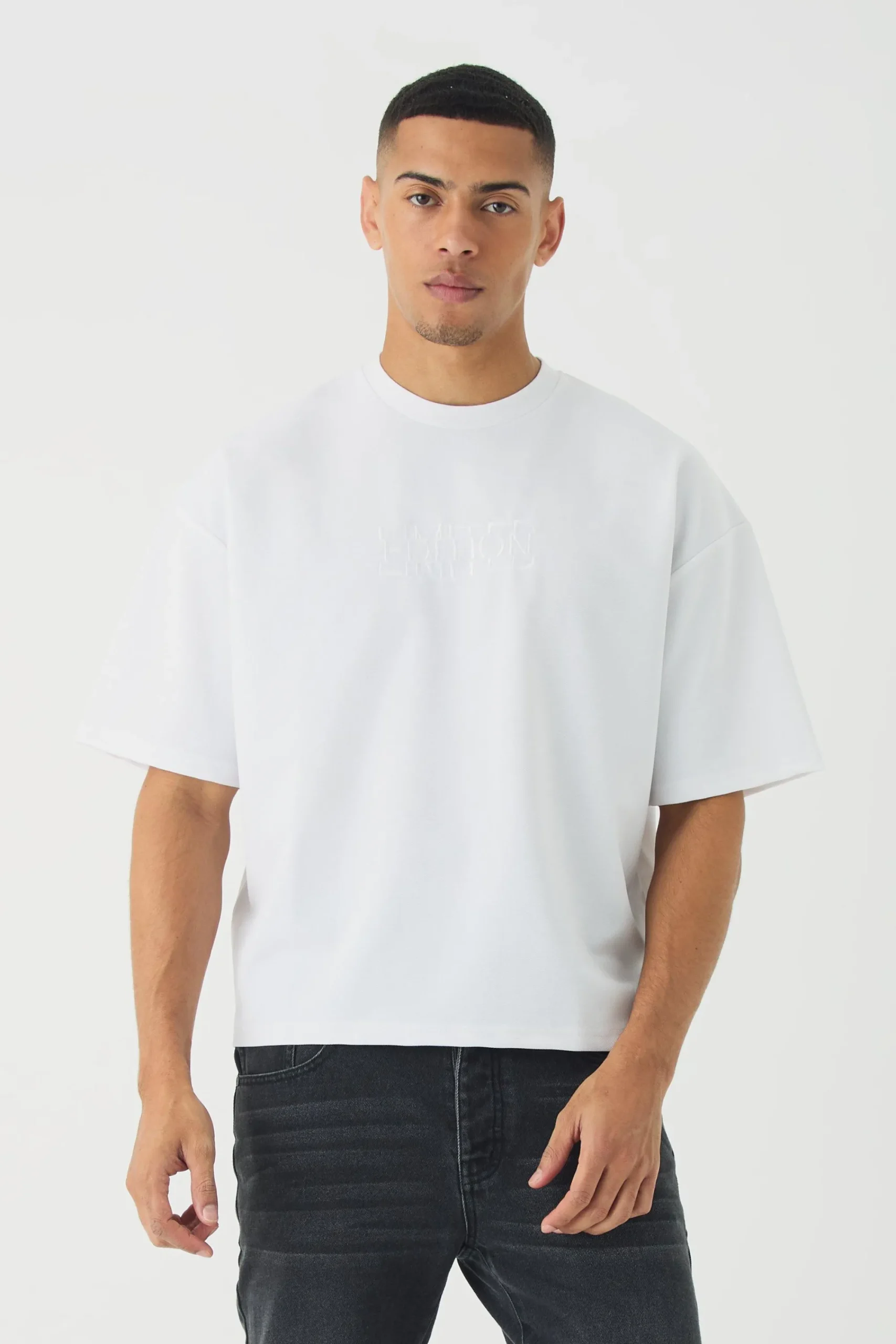 Boxy Jersey Twill Embroidery Limited T-shirt | UK^boohooMAN