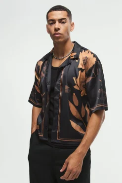 boohooMAN Boxy Printed Satin Revere Short Sleeve Shirt | UK| Shirts