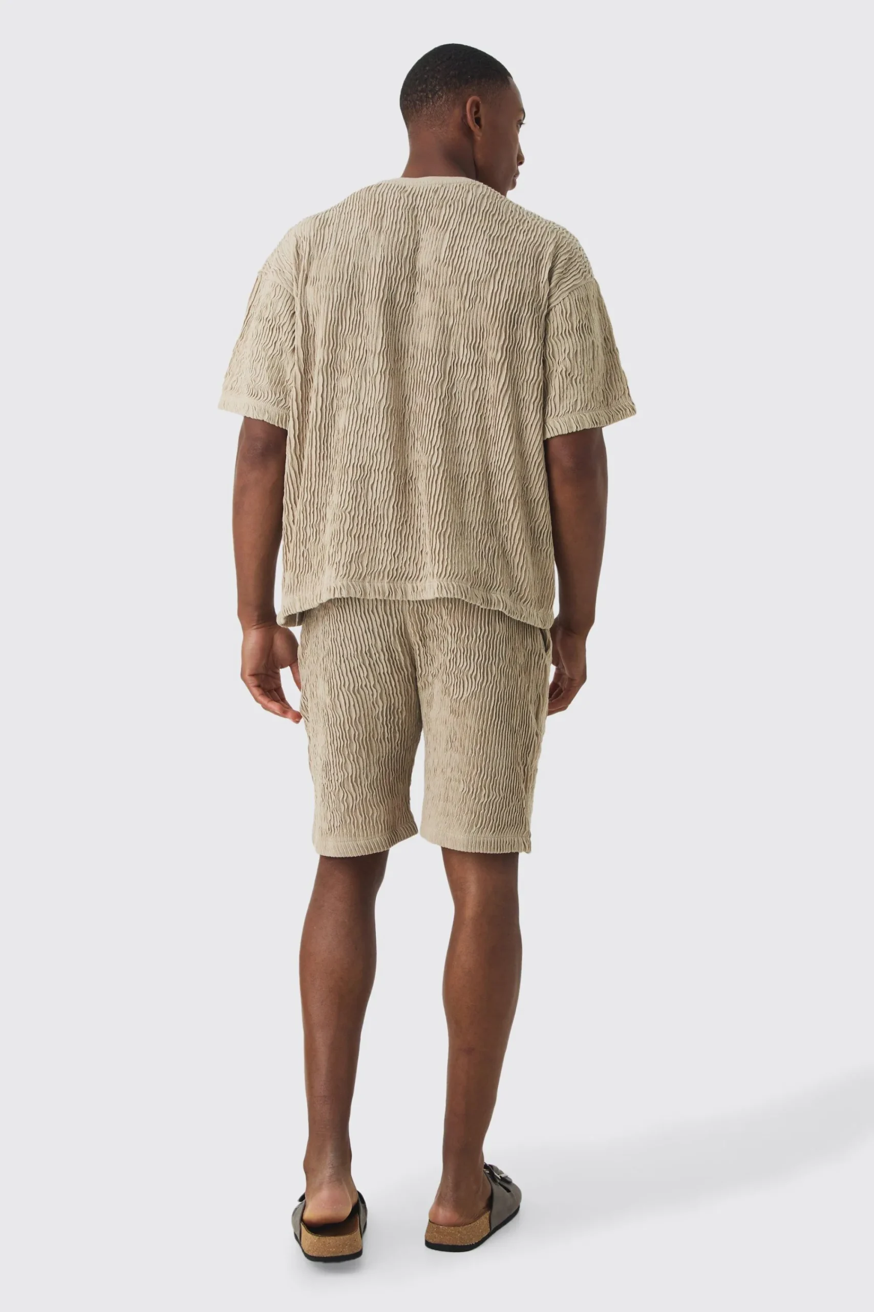 boohooMAN Boxy Ripple Pleated T-shirt & Short Set | UK| Sets & Co-Ords|Tracksuits