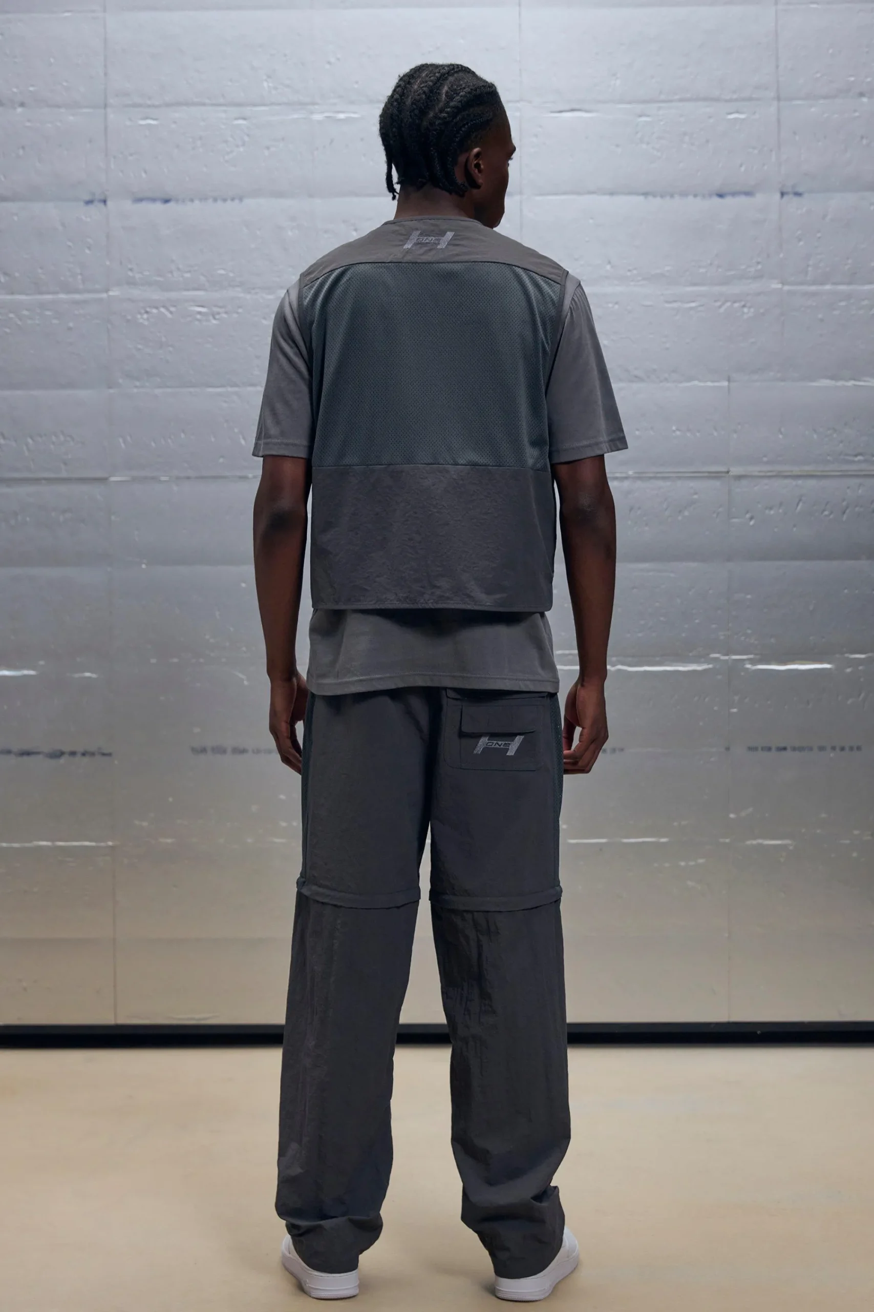 boohooMAN Boxy Utility Mesh Cargo Pocket Vest & Zip Off Trouser Set | UK| Trousers|Cargos