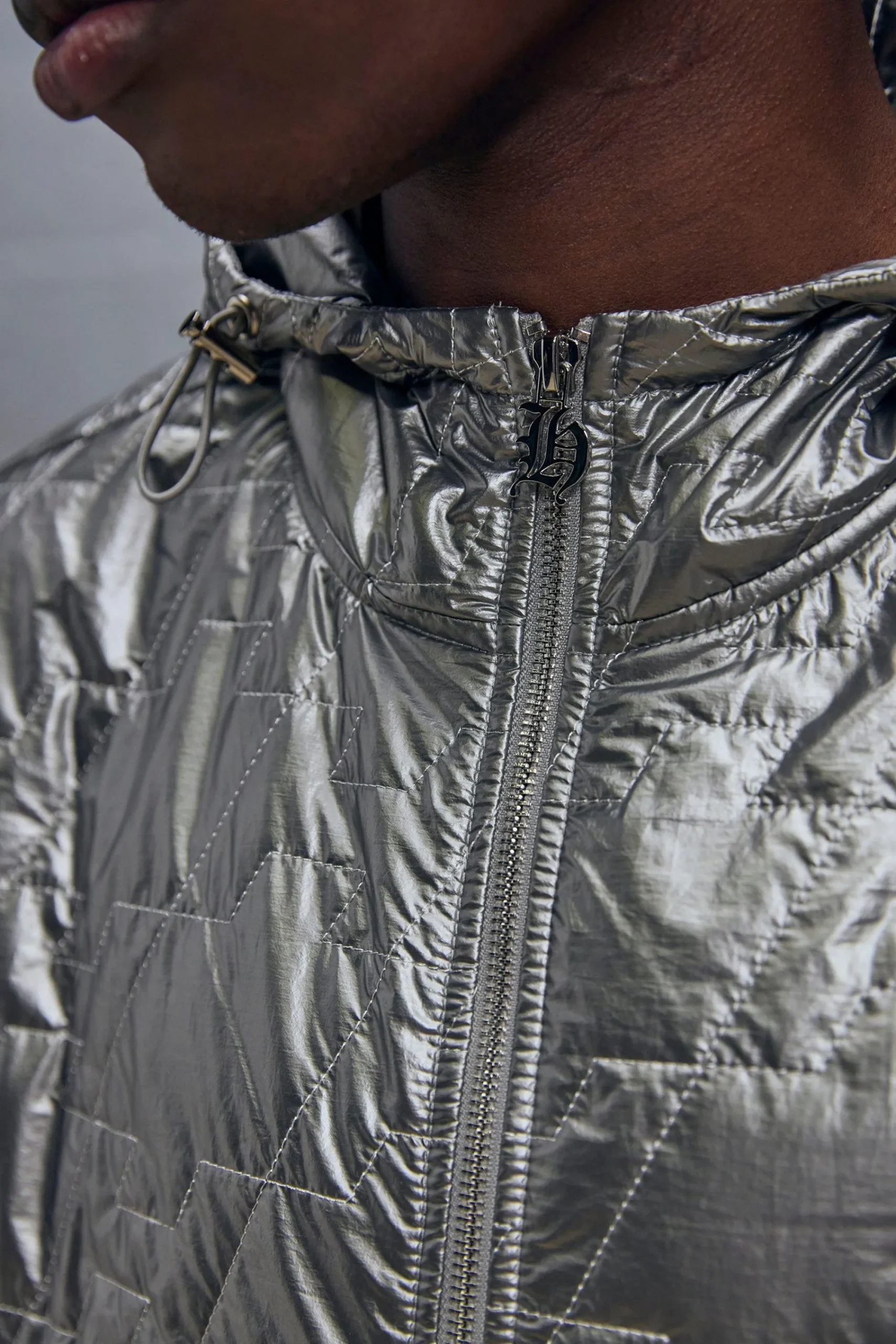 Boxy Utility Metallic Nylon Quilted Hoodie Vest | UK^boohooMAN Clearance