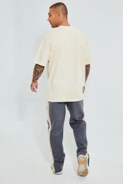 boohooMAN Brushed Panelled Split Hem Jogger | UK| Trousers|Joggers