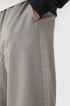 boohooMAN Bungee Waist Twill Parachute Pants | UK| Trousers|Cargos