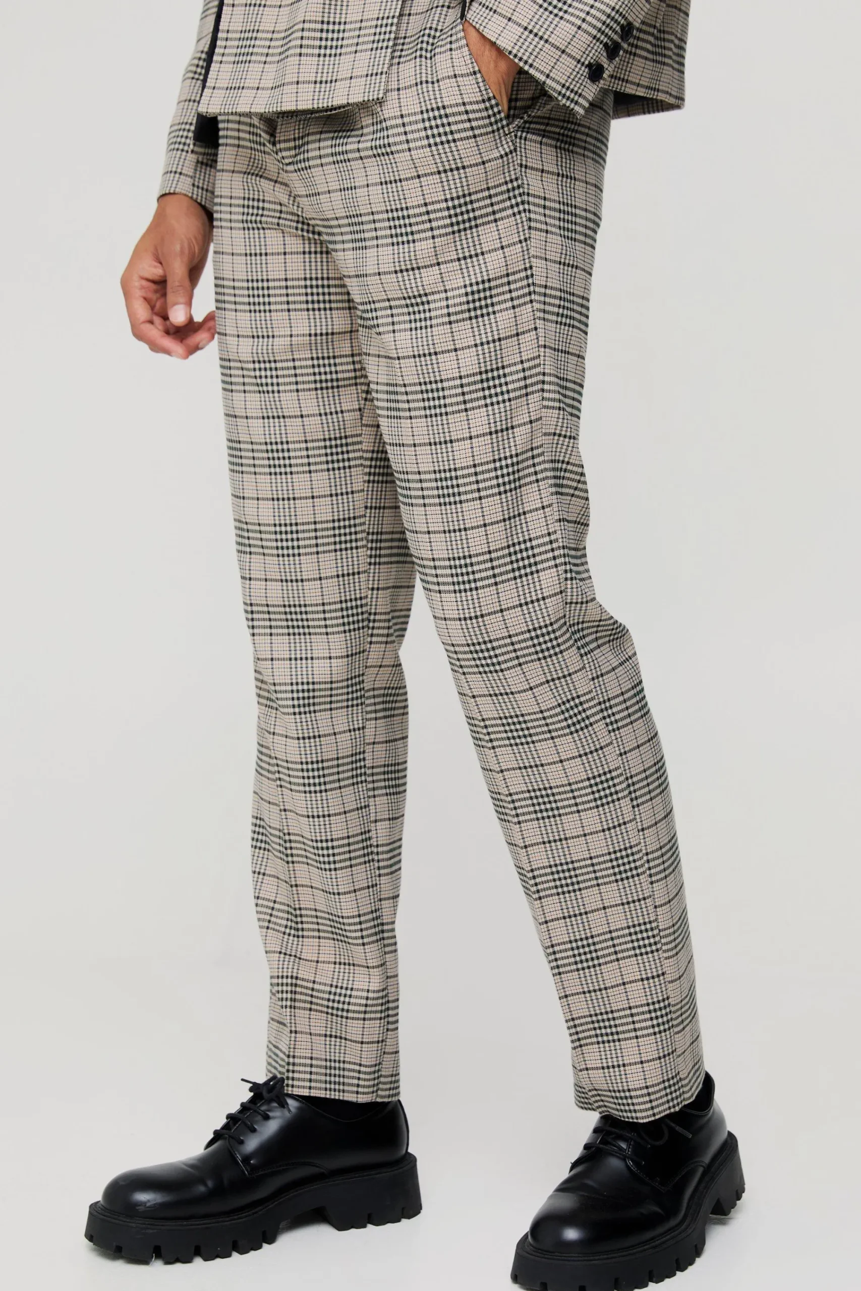 boohooMAN Check Straight Fit Suit Trousers | UK| Suits & Tailoring|Trousers