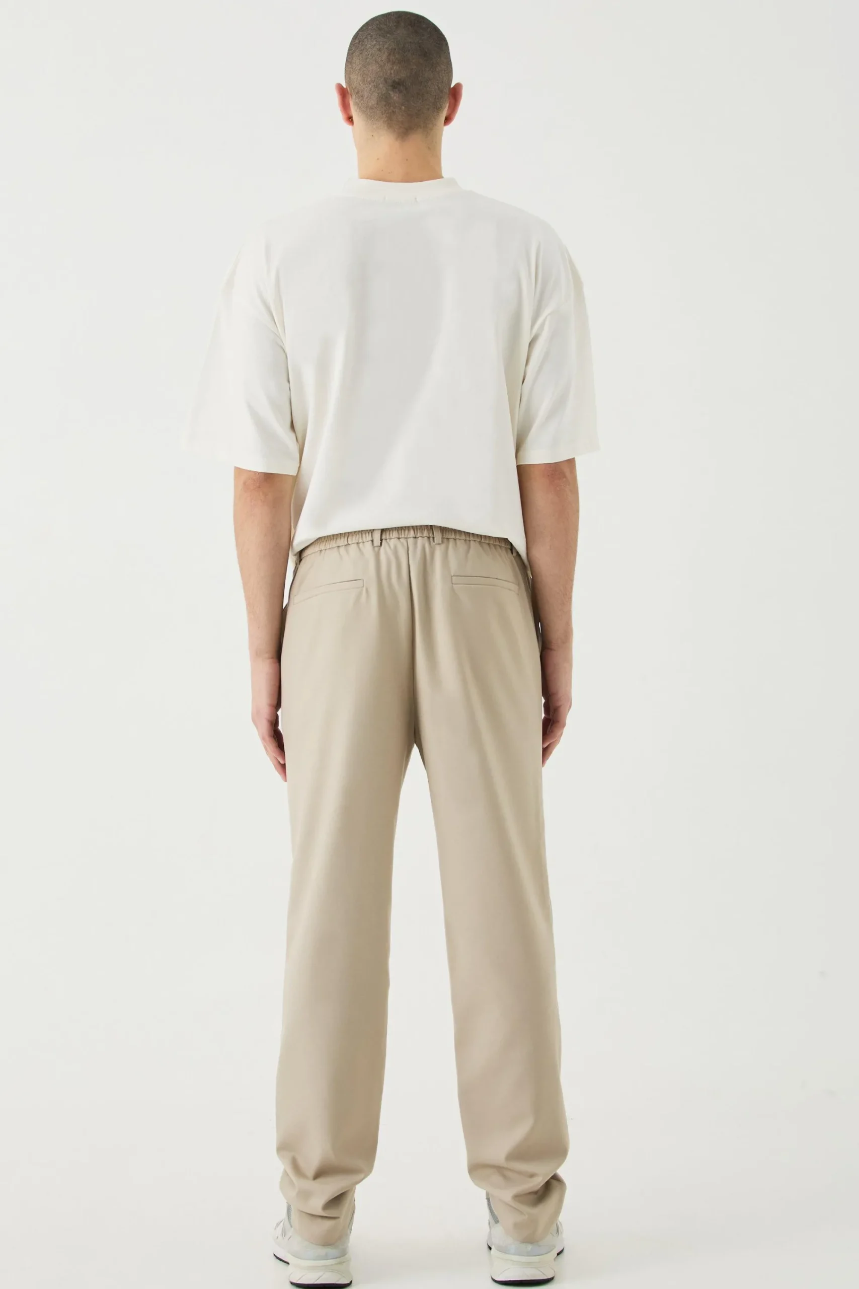 boohooMAN Comfort Waist Pleat Front Trousers | UK| Trousers