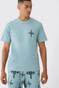 boohooMAN Cross Graphic Lounge Set | UK| Loungewear|Trousers