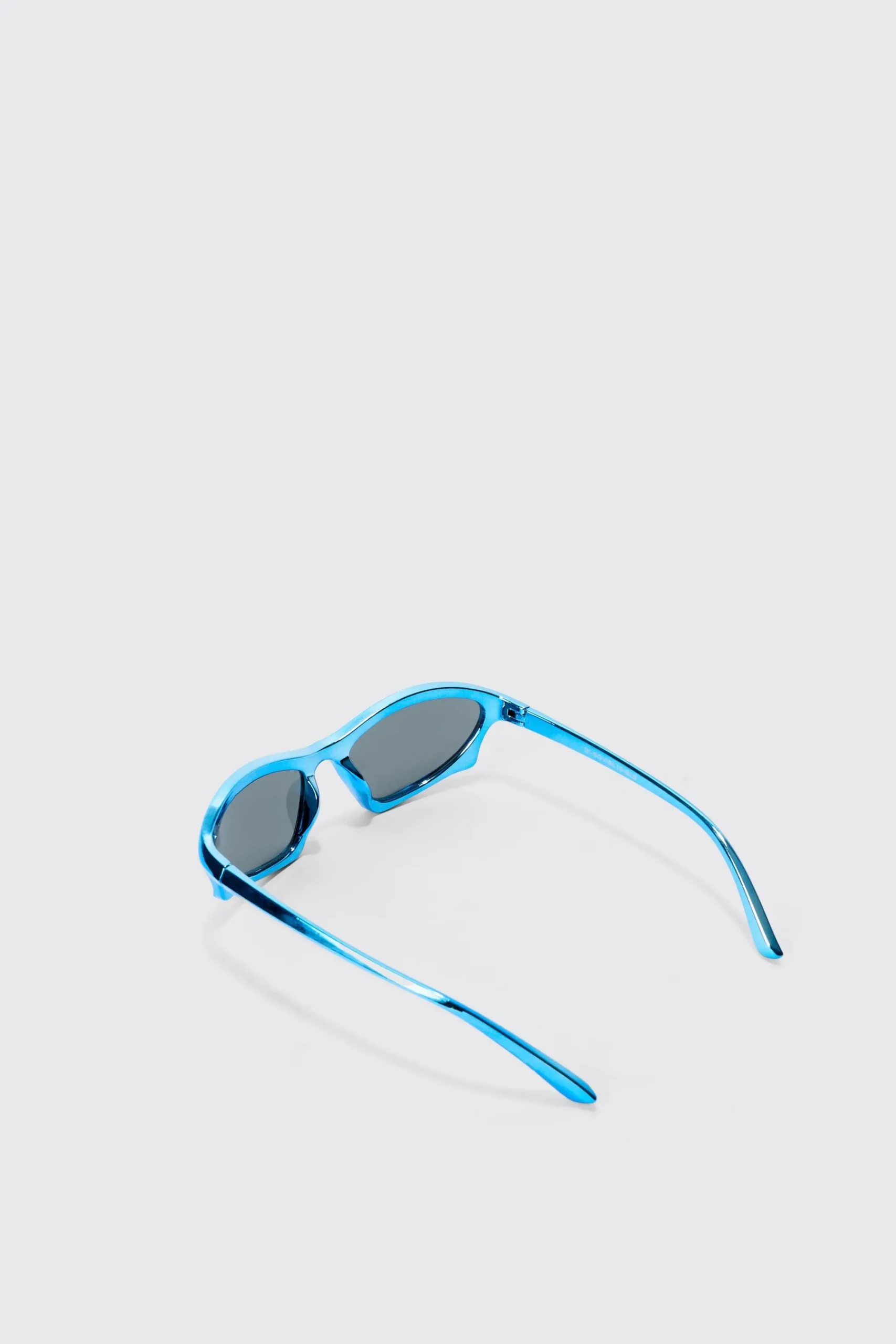 boohooMAN Curved Frame Racer Sunglasses In | UK| Sunglasses