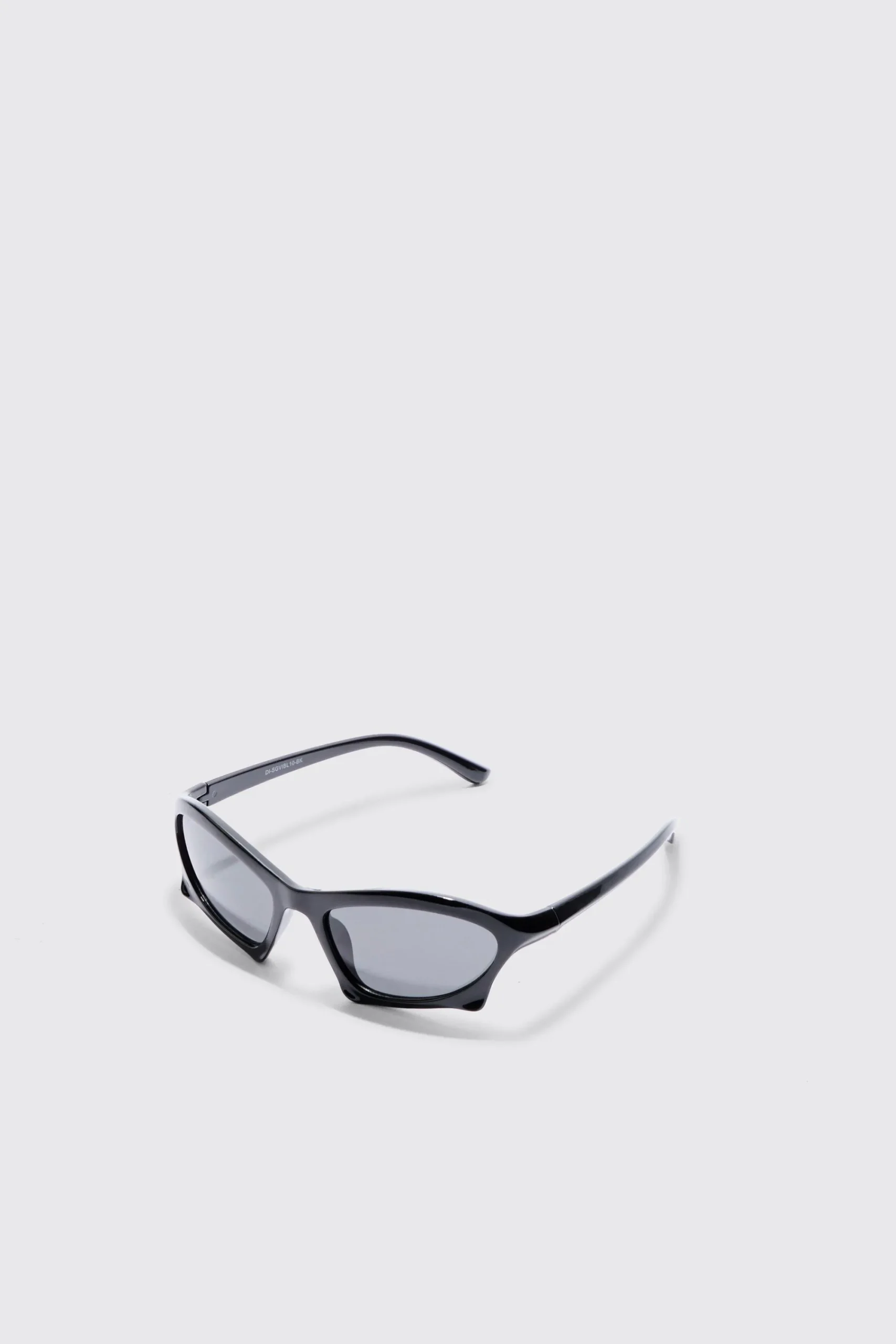 boohooMAN Curved Frame Racer Sunglasses In | UK| Sunglasses