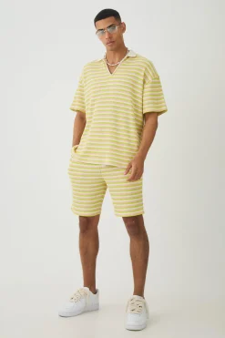 boohooMAN Deep V Revere Textured Stripe Polo Shirt & Shorts Set | UK| Tracksuits