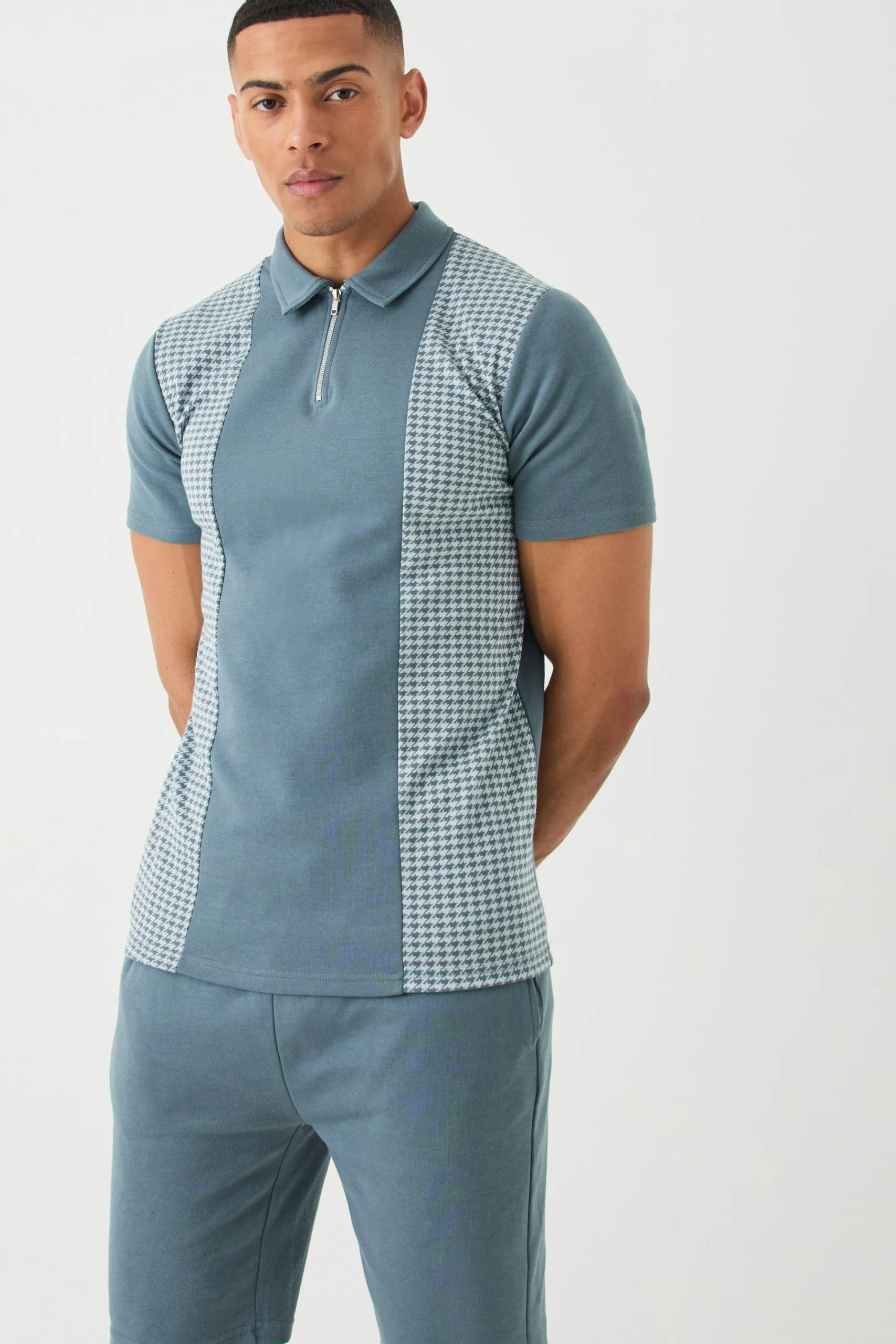 boohooMAN Dogtooth Jacquard Panel Polo & Short Set | UK| Sets & Co-Ords|Tracksuits