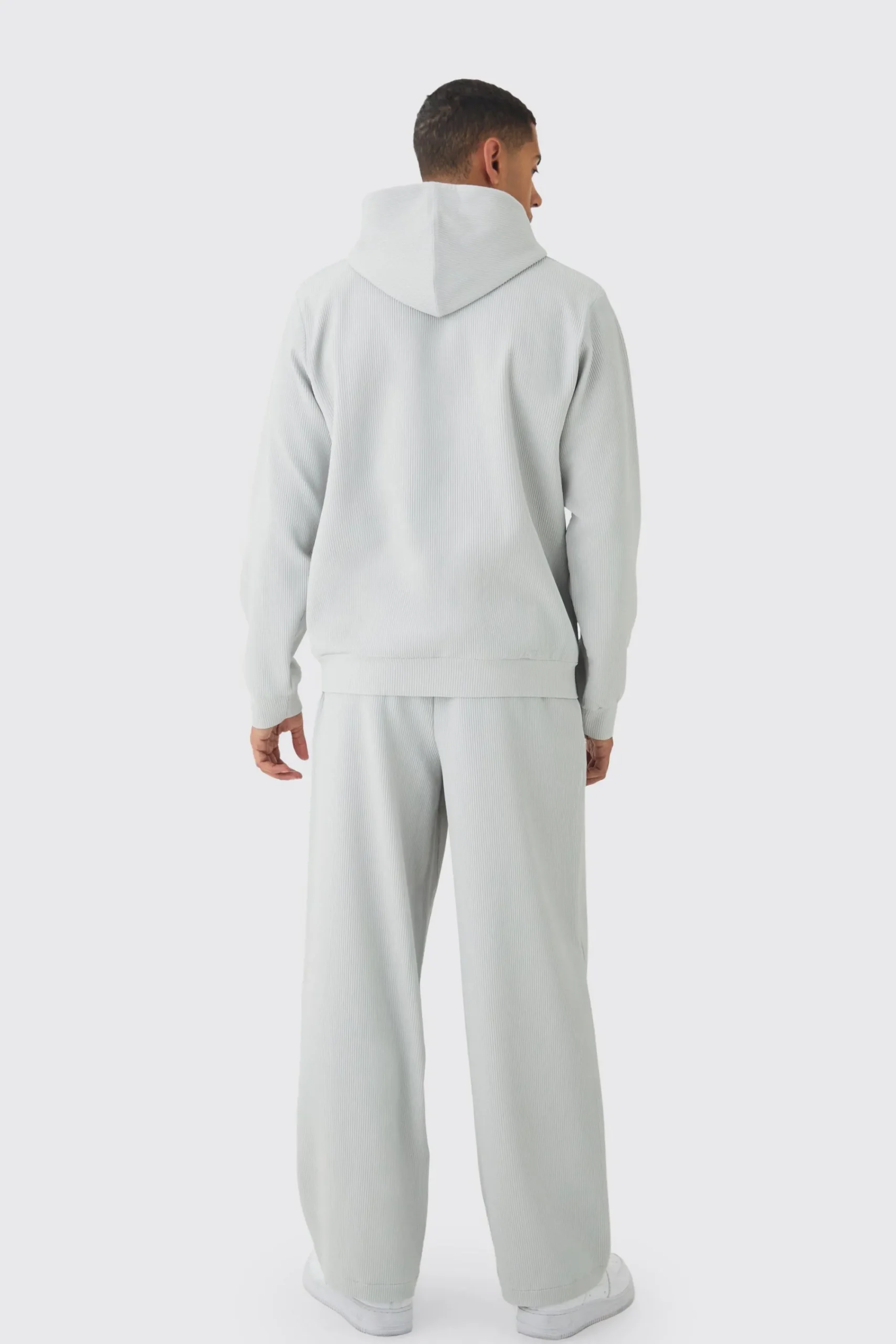 boohooMAN Elastic Waist Baggy Fit Contrast Drawcord Pleated Trouser | UK| Trousers