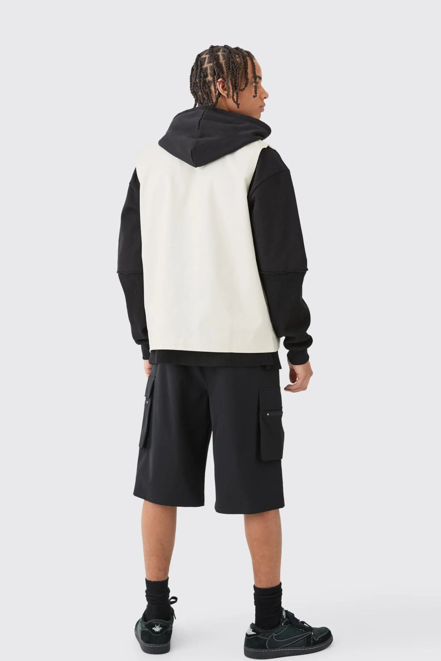 boohooMAN Elasticated Relaxed Lightweight Stretch Cargo Short | UK| Shorts