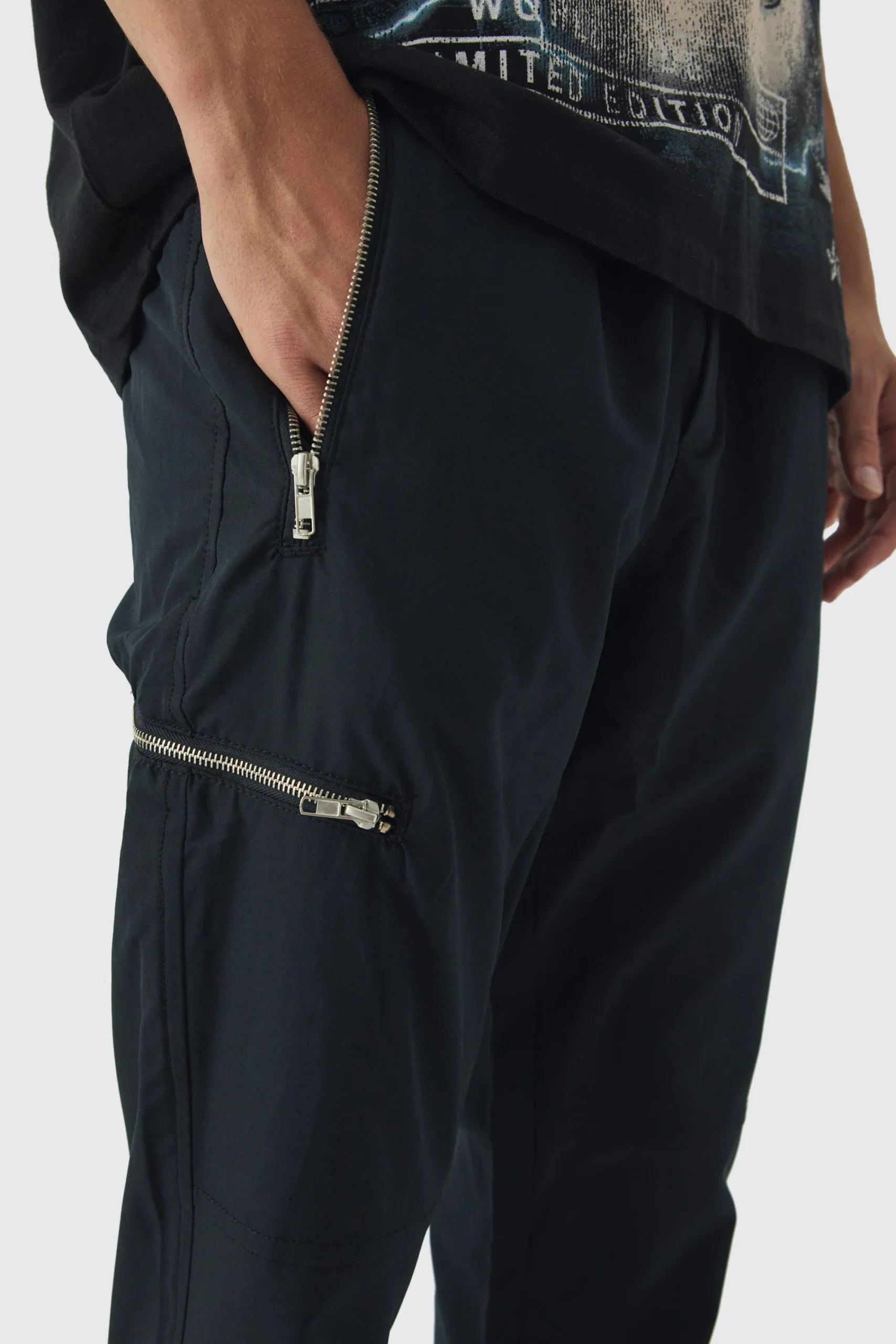 boohooMAN Elasticated Skinny Utility Zip Pocket Trousers | UK| Trousers