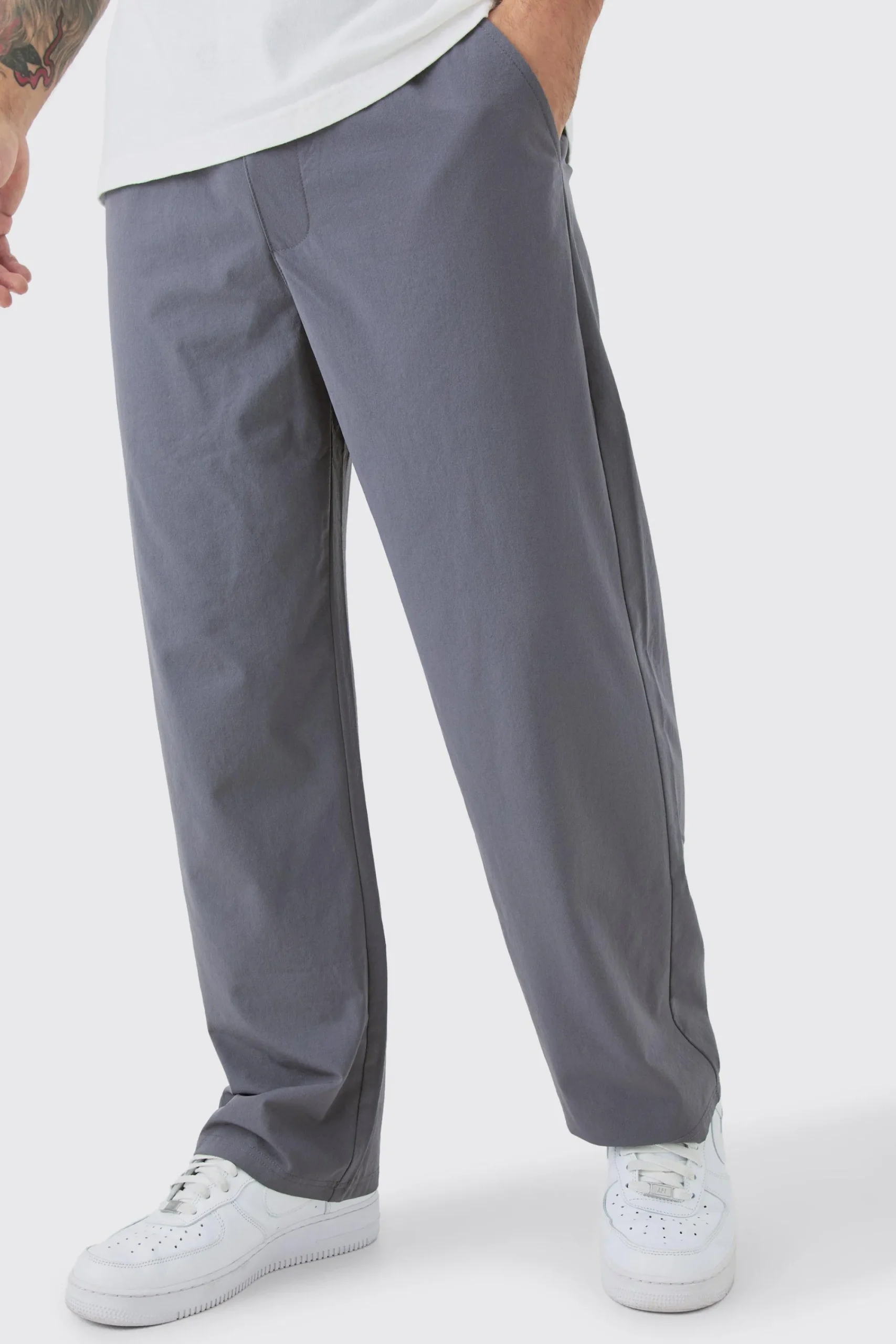 boohooMAN Elasticated Technical Stretch Relaxed Cropped Trouser | UK| Trousers