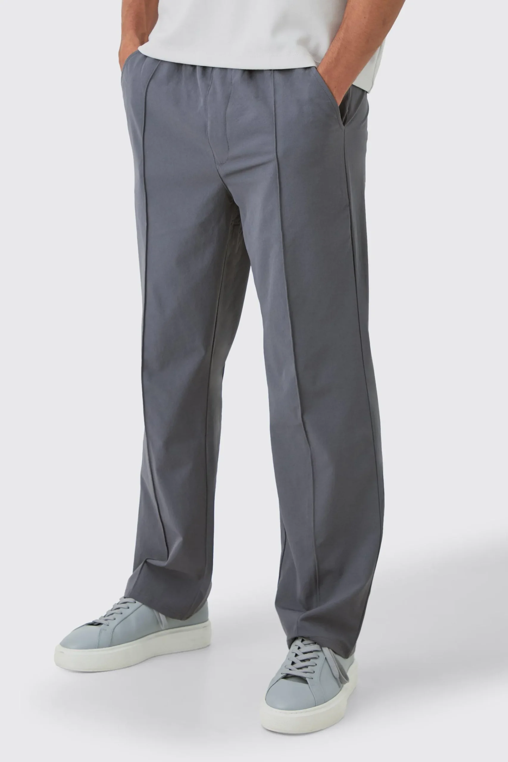 boohooMAN Elasticated Technical Stretch Relaxed Pintuck Trouser | UK| Trousers