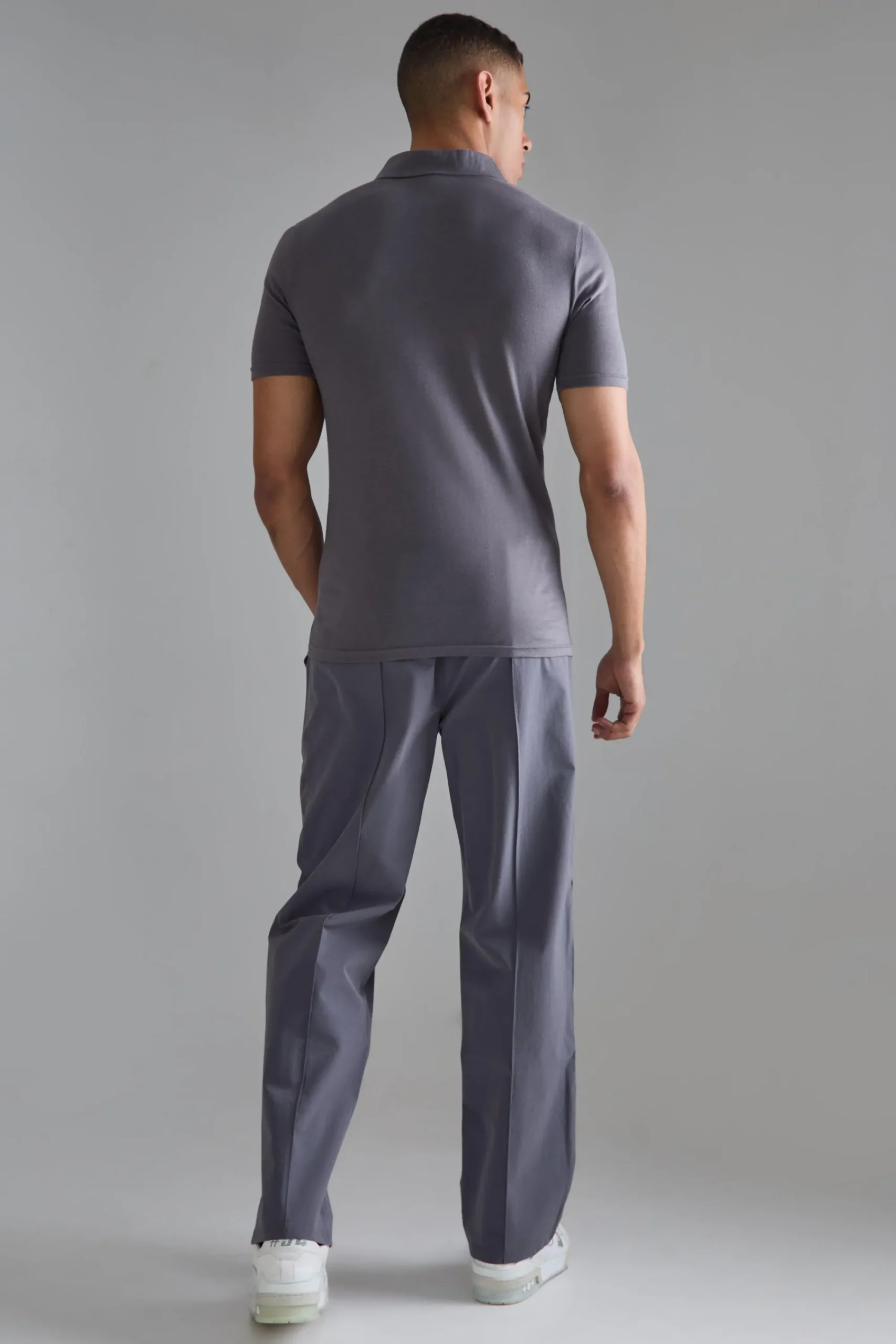 boohooMAN Elasticated Technical Stretch Relaxed Pintuck Trouser | UK| Trousers