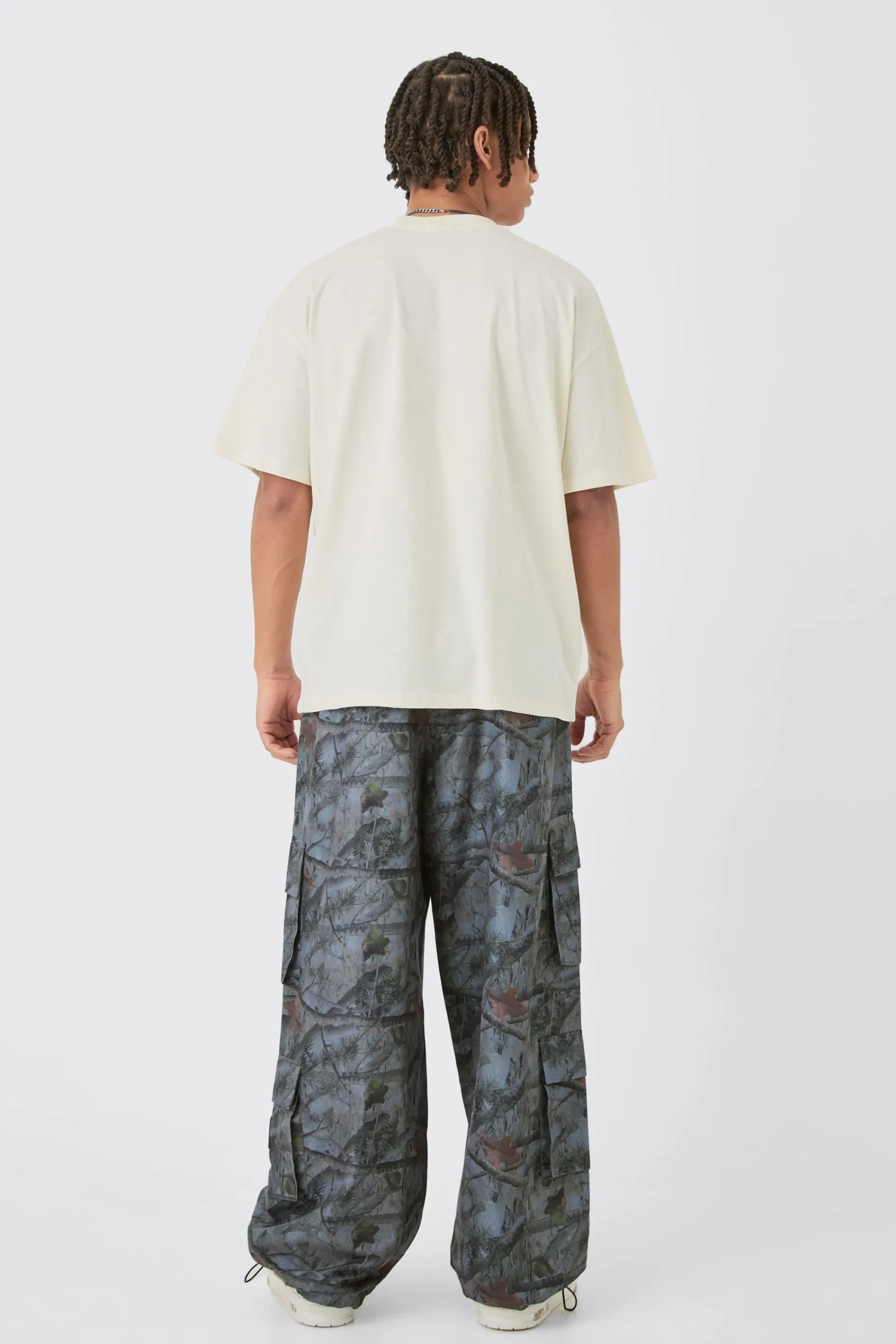 boohooMAN Elasticated Waist Camo Cargo Trousers | UK| Trousers|Cargos