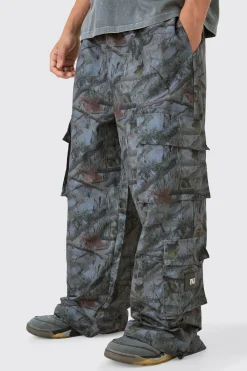 boohooMAN Elasticated Waist Camo Parachute Cargo Trousers | UK| Trousers|Cargos