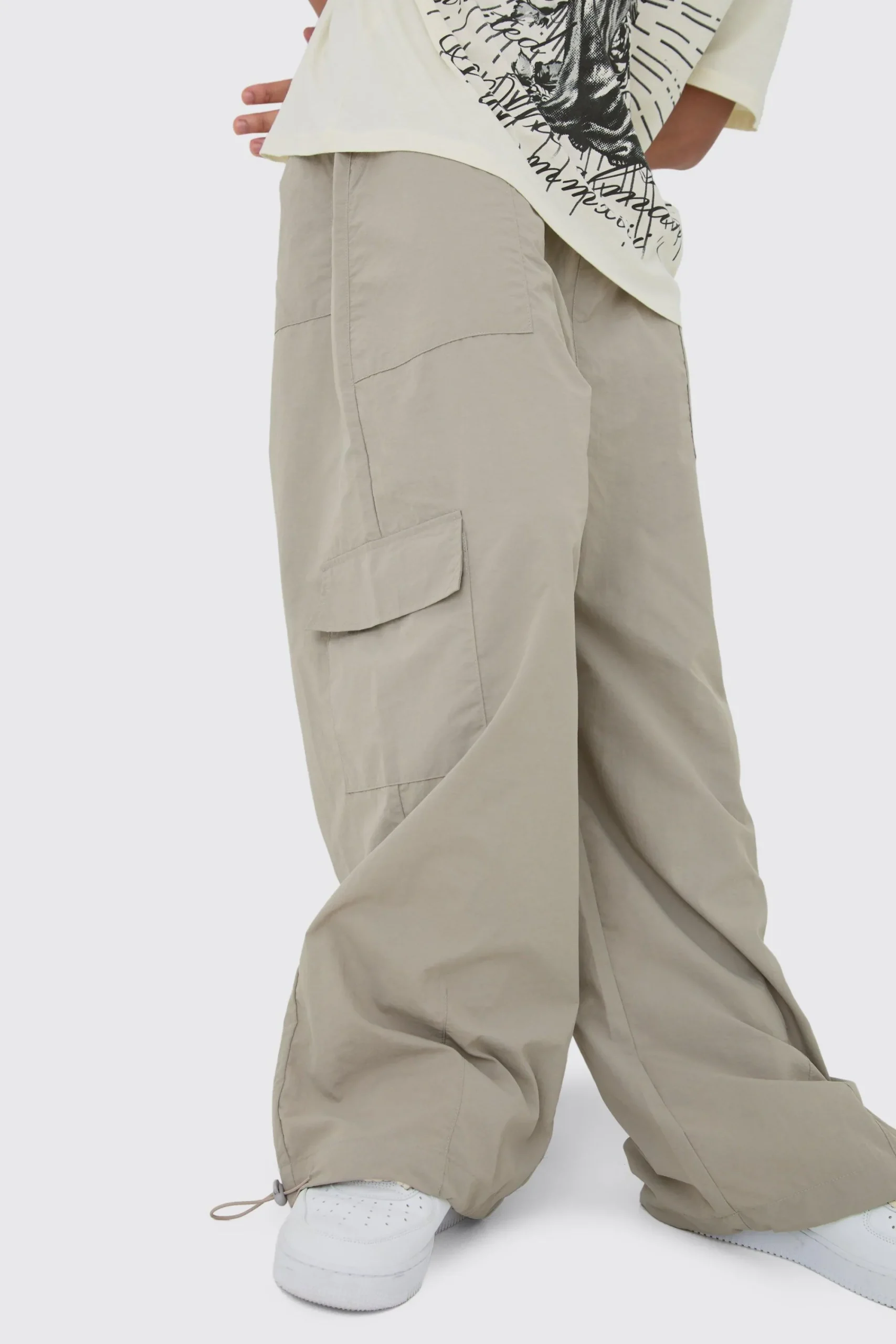boohooMAN Elasticated Waist Cargo Pocket Parachute Trousers | UK| Trousers