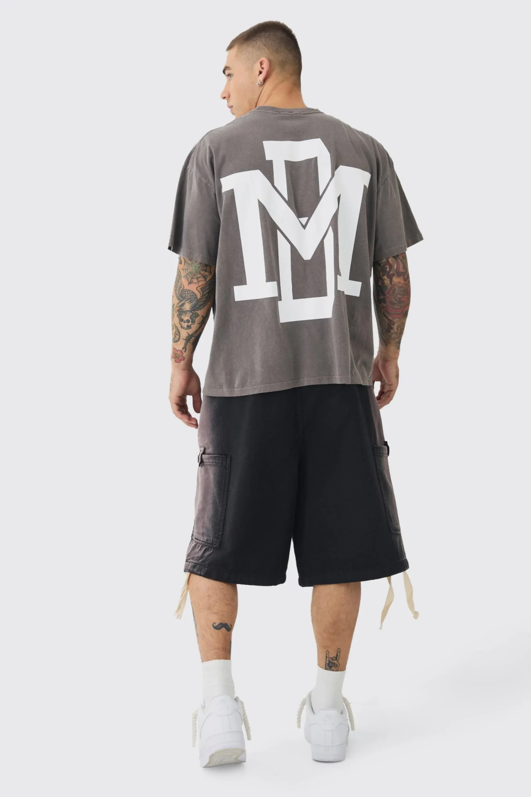 boohooMAN Elasticated Waist Contrast Drawcord Washed Parachute Short | UK| Shorts