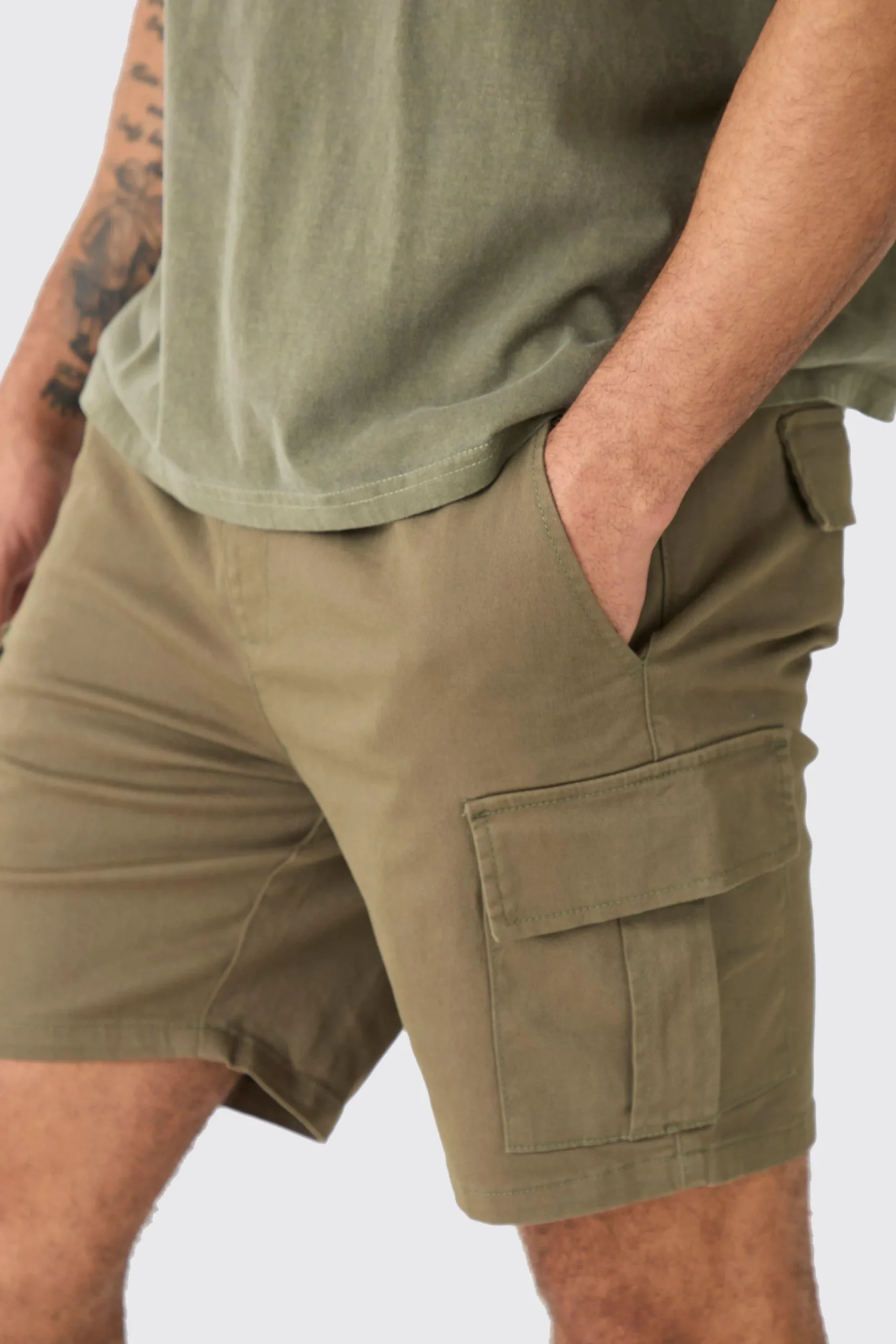 boohooMAN Elasticated Waist Slim Fit Cargo Shorts | UK| Shorts