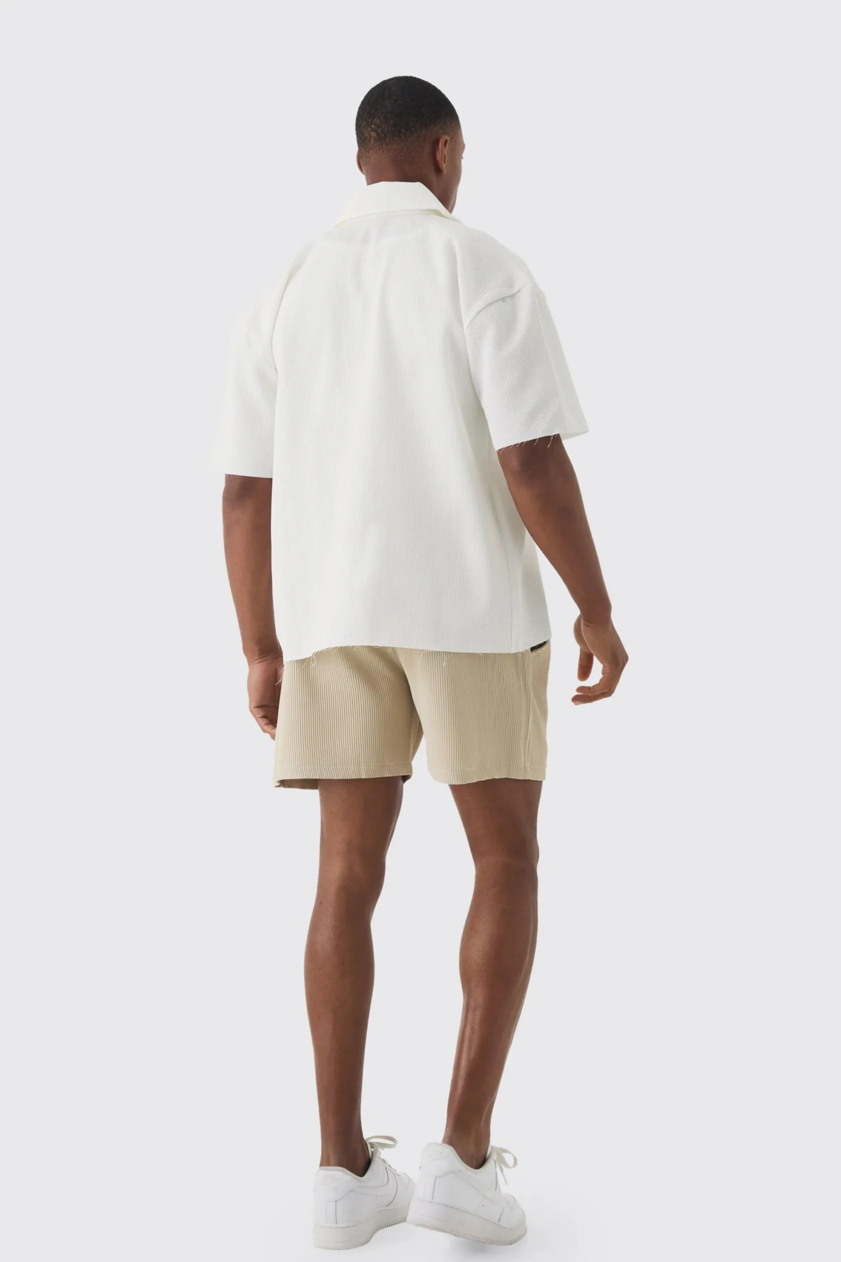 boohooMAN Elasticated Waist Pleated Drawcord Shorts | UK| Shorts