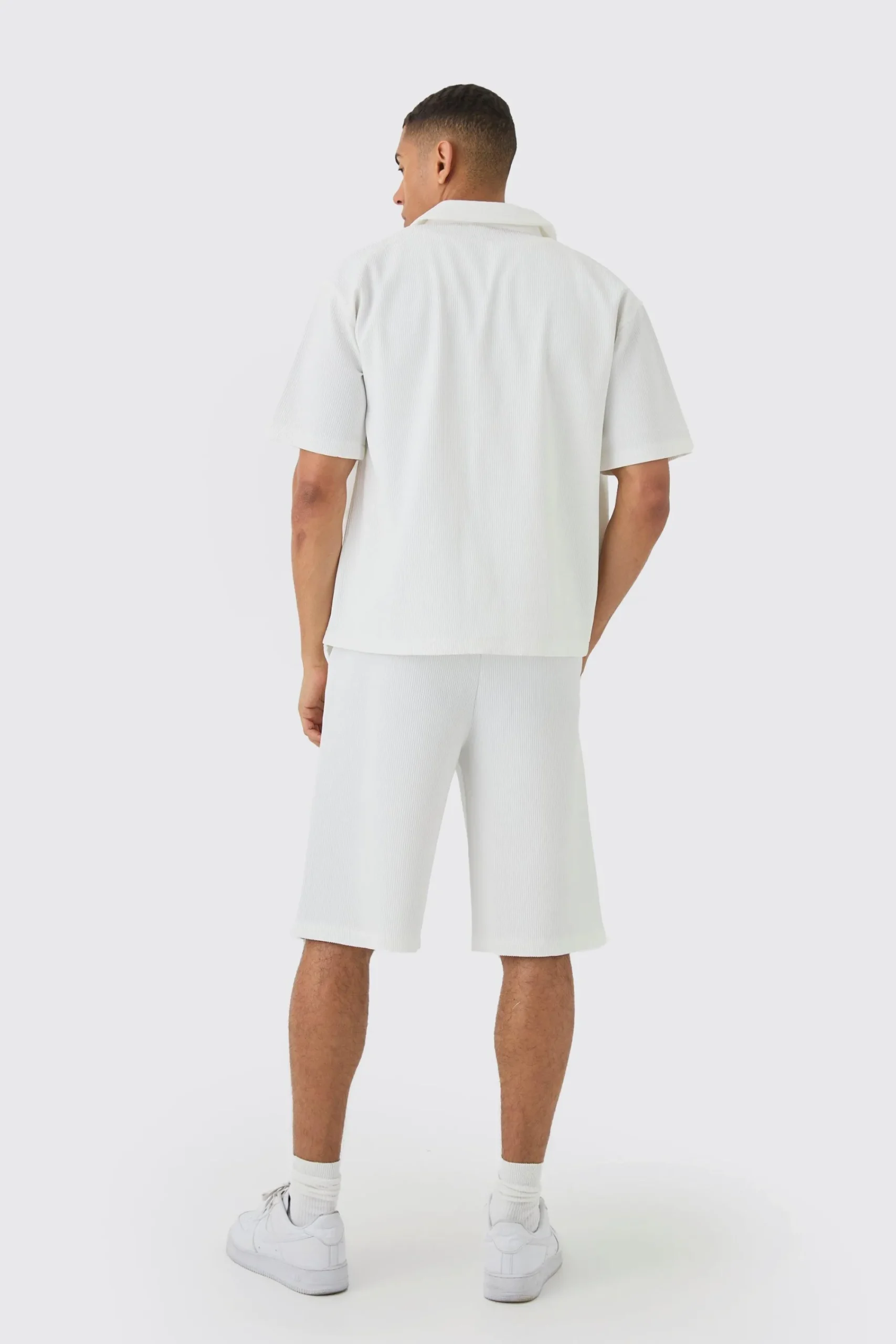 boohooMAN Elasticated Waist Pleated Jorts | UK| Shorts