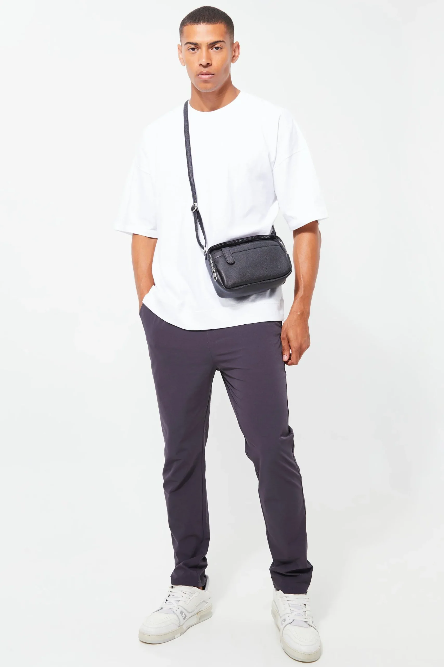 boohooMAN Elasticated Waist Slim Stretch Golf Trousers | UK| Trousers