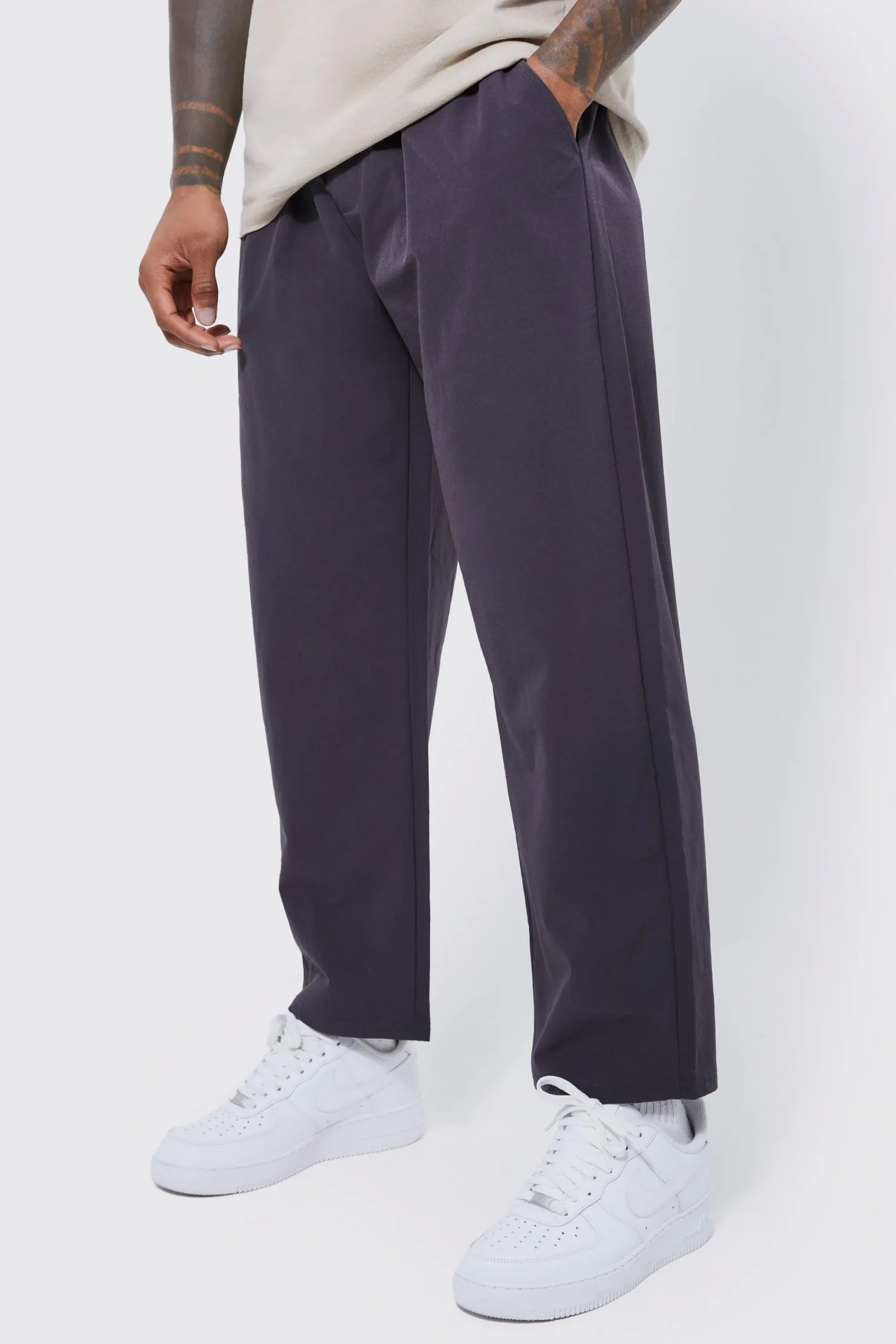 boohooMAN Elasticated Waist Technical Stretch Relaxed Cropped Trouser | UK| Trousers