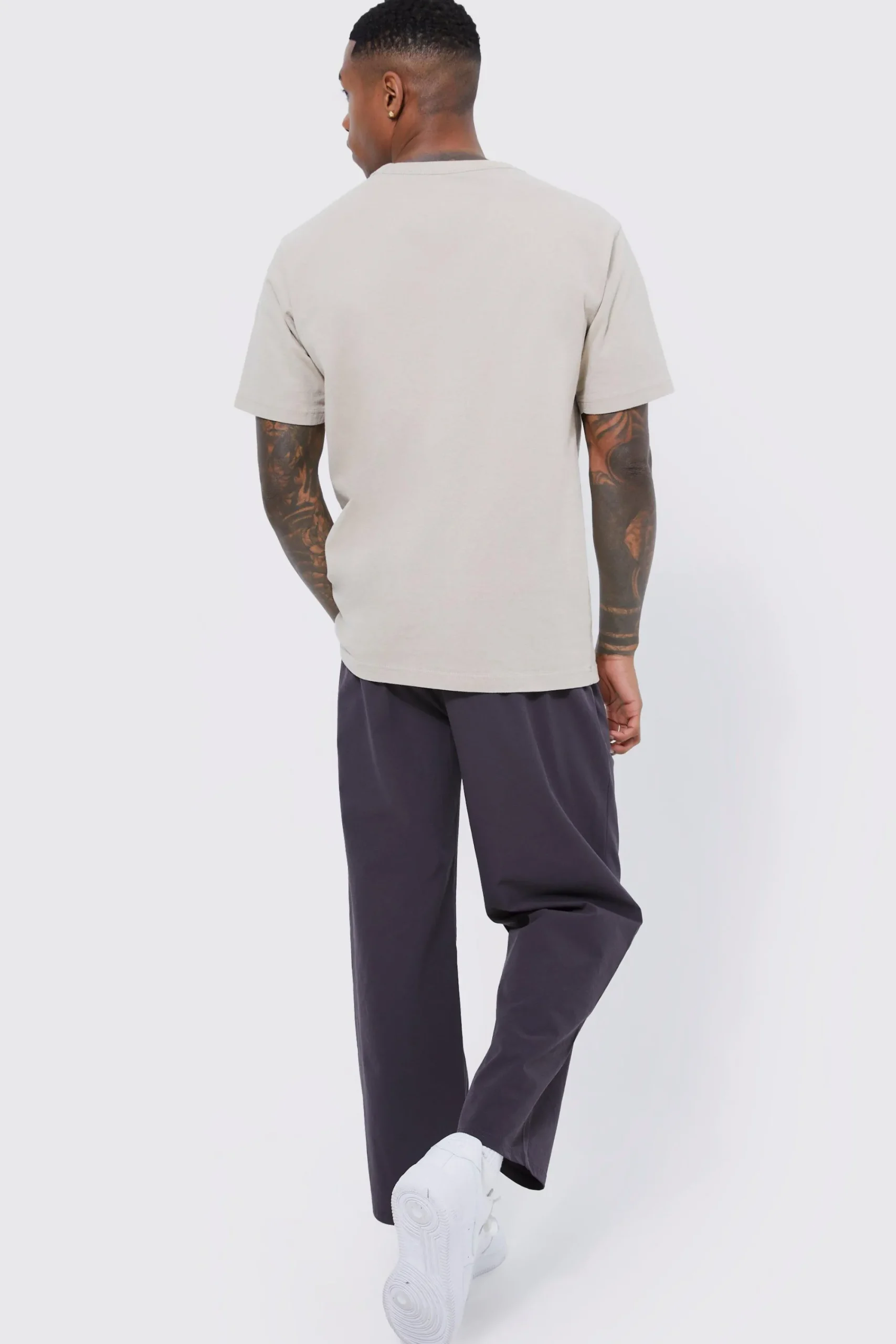 boohooMAN Elasticated Waist Technical Stretch Relaxed Cropped Trouser | UK| Trousers