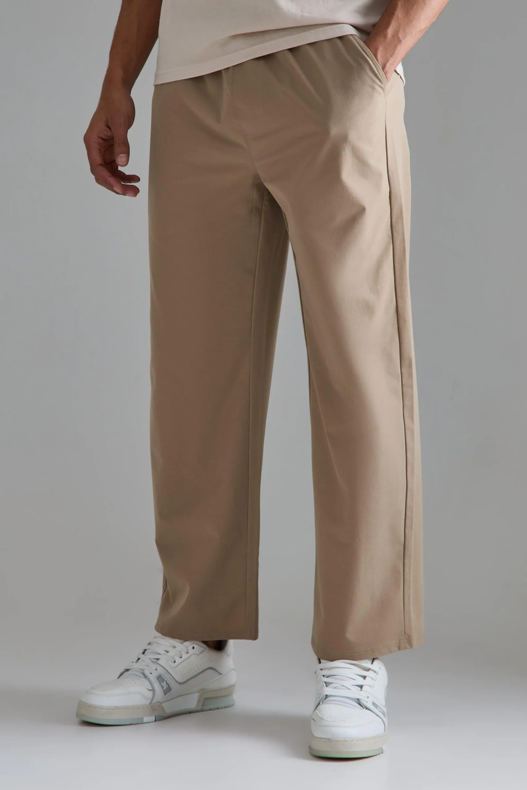 boohooMAN Elasticated Waist Technical Stretch Relaxed Cropped Trouser | UK| Trousers