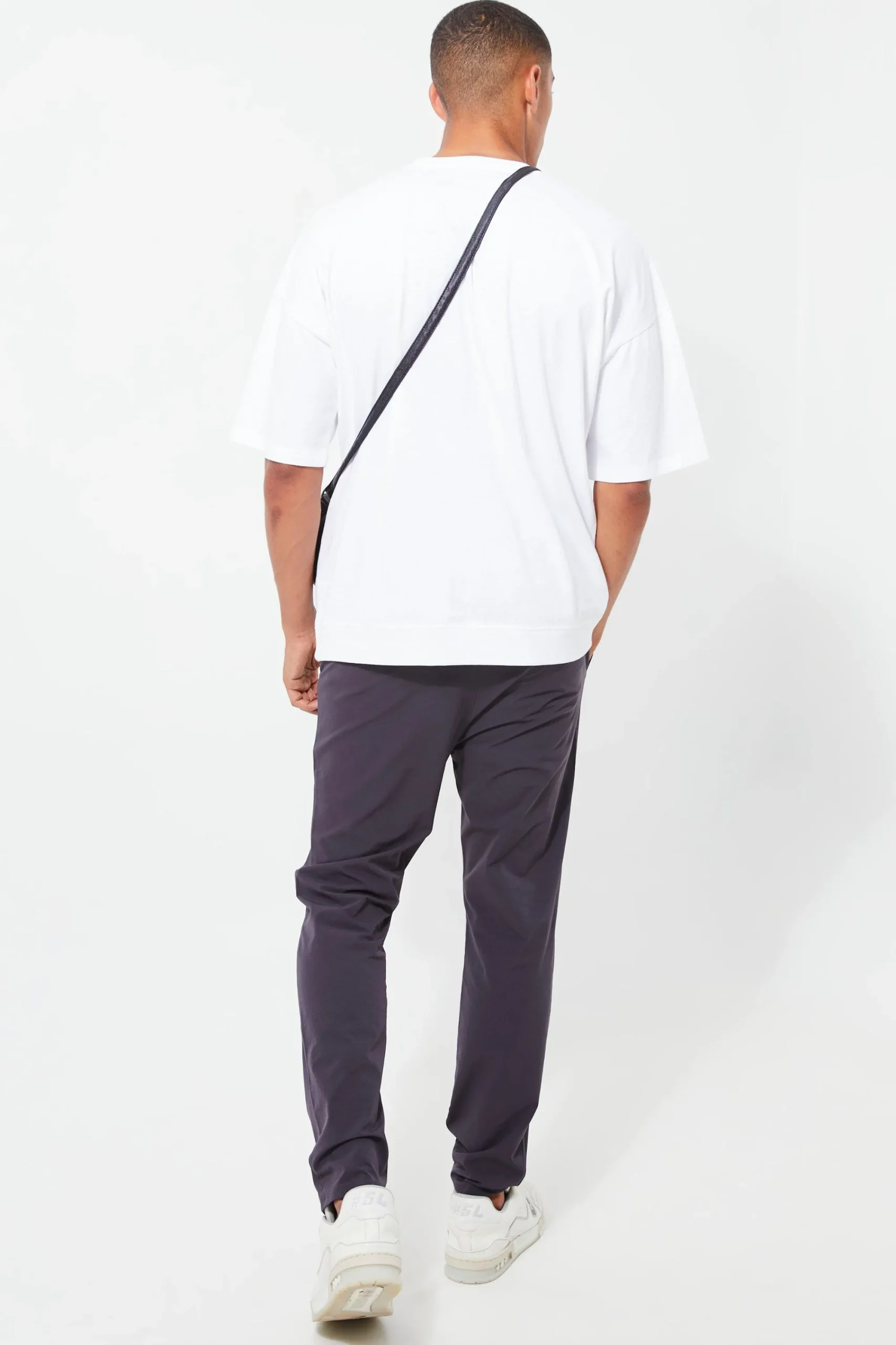 boohooMAN Elasticated Waist Technical Stretch Slim Trouser | UK| Trousers