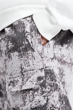 boohooMAN Elasticated Waist Tie Dye Pocket Stacked Cargo Trousers | UK| Trousers