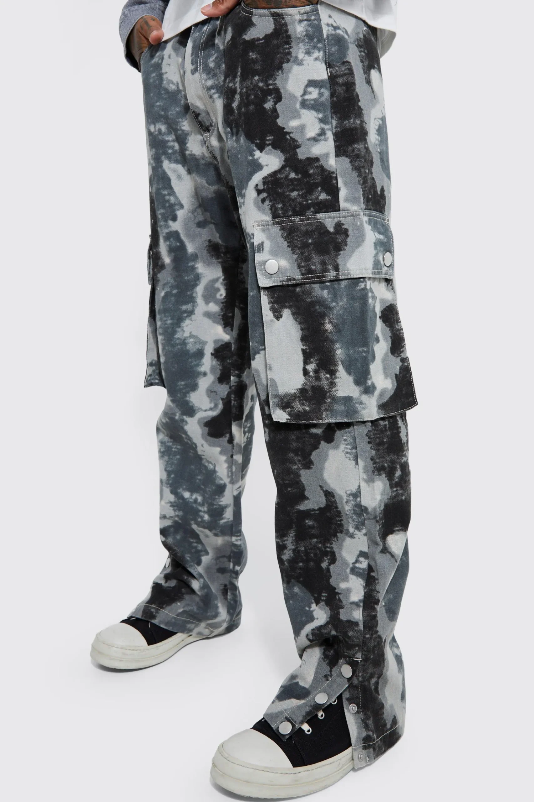 boohooMAN Fixed Relaxed Camo Cargo Popper Hem Trouser | UK| Trousers
