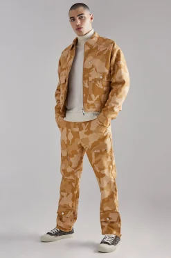 boohooMAN Fixed Waist Straight Fit Camo Carpenter Trousers | UK| Trousers