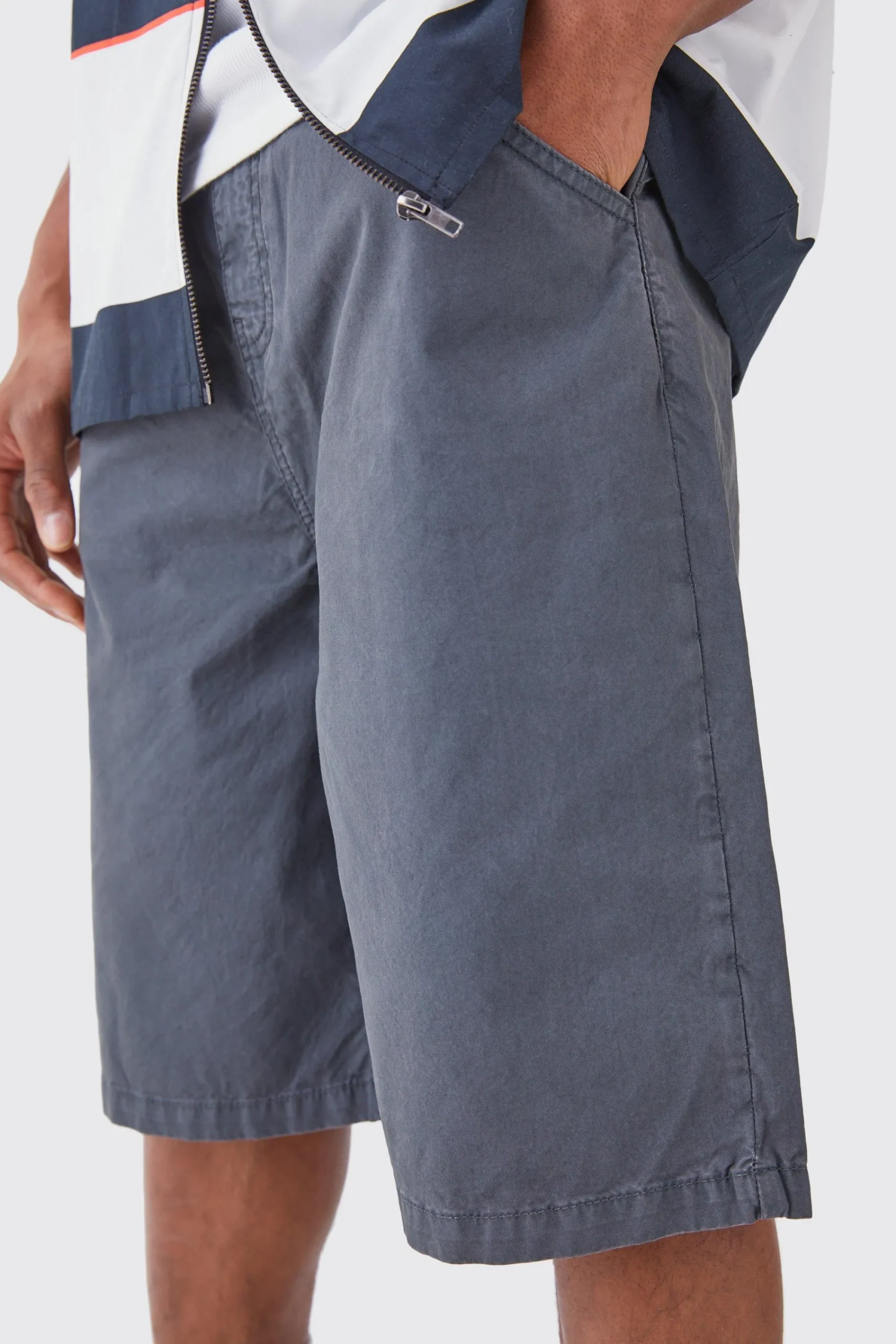 boohooMAN Fixed Waist Washed Twill Jorts | UK| Trousers