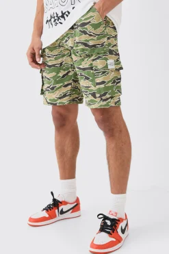 boohooMAN Fixed Waist Woven Tab Camo Relaxed Cargo Shorts | UK| Shorts